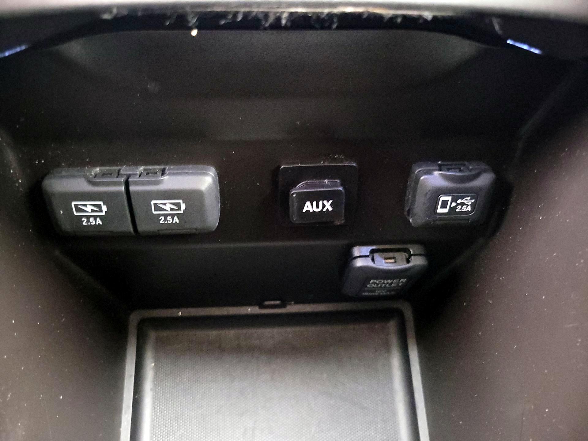 Thumbnail: 2020 Acura MDX - 19