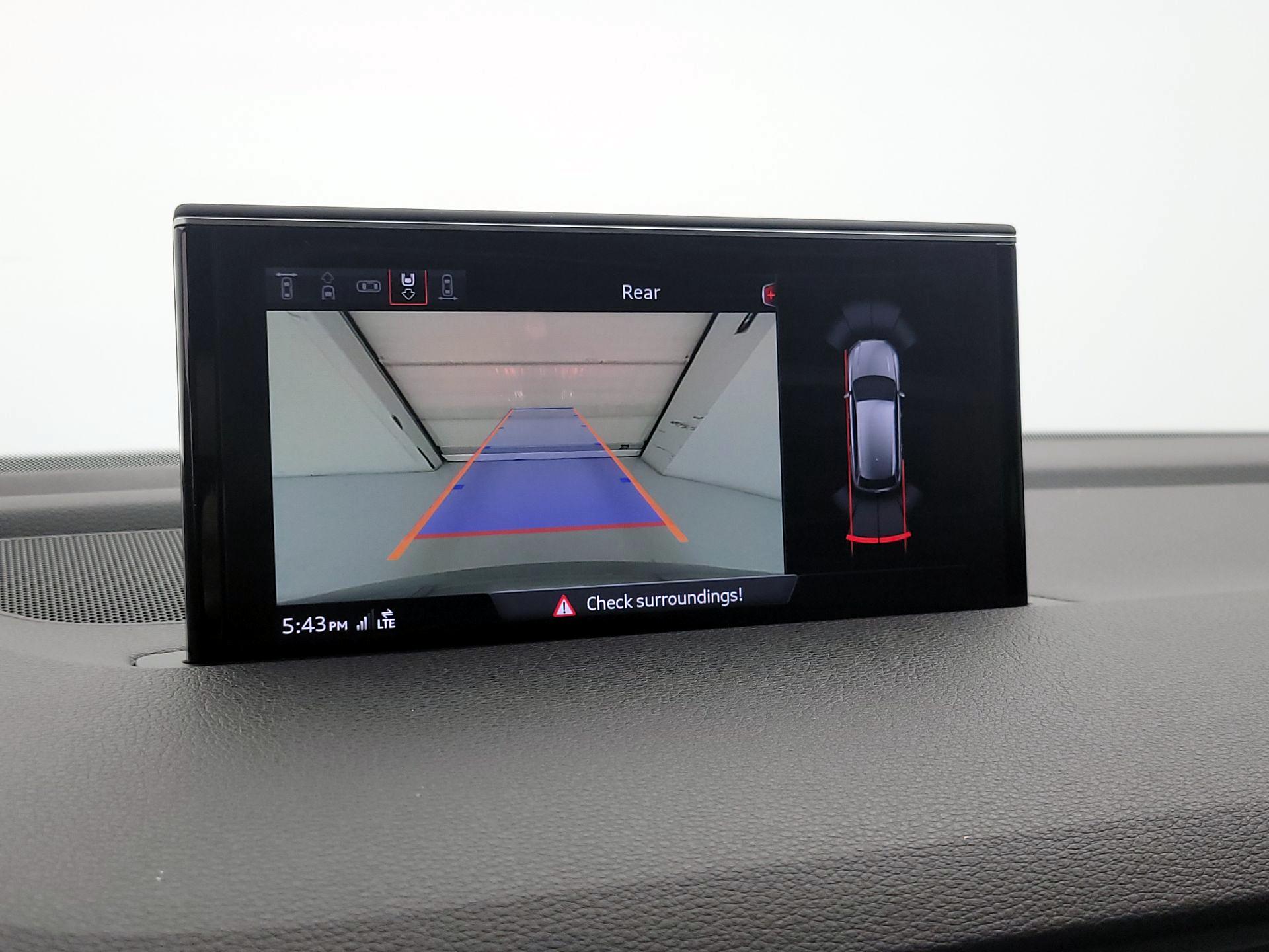 Thumbnail: 2018 Audi Q7 - 15