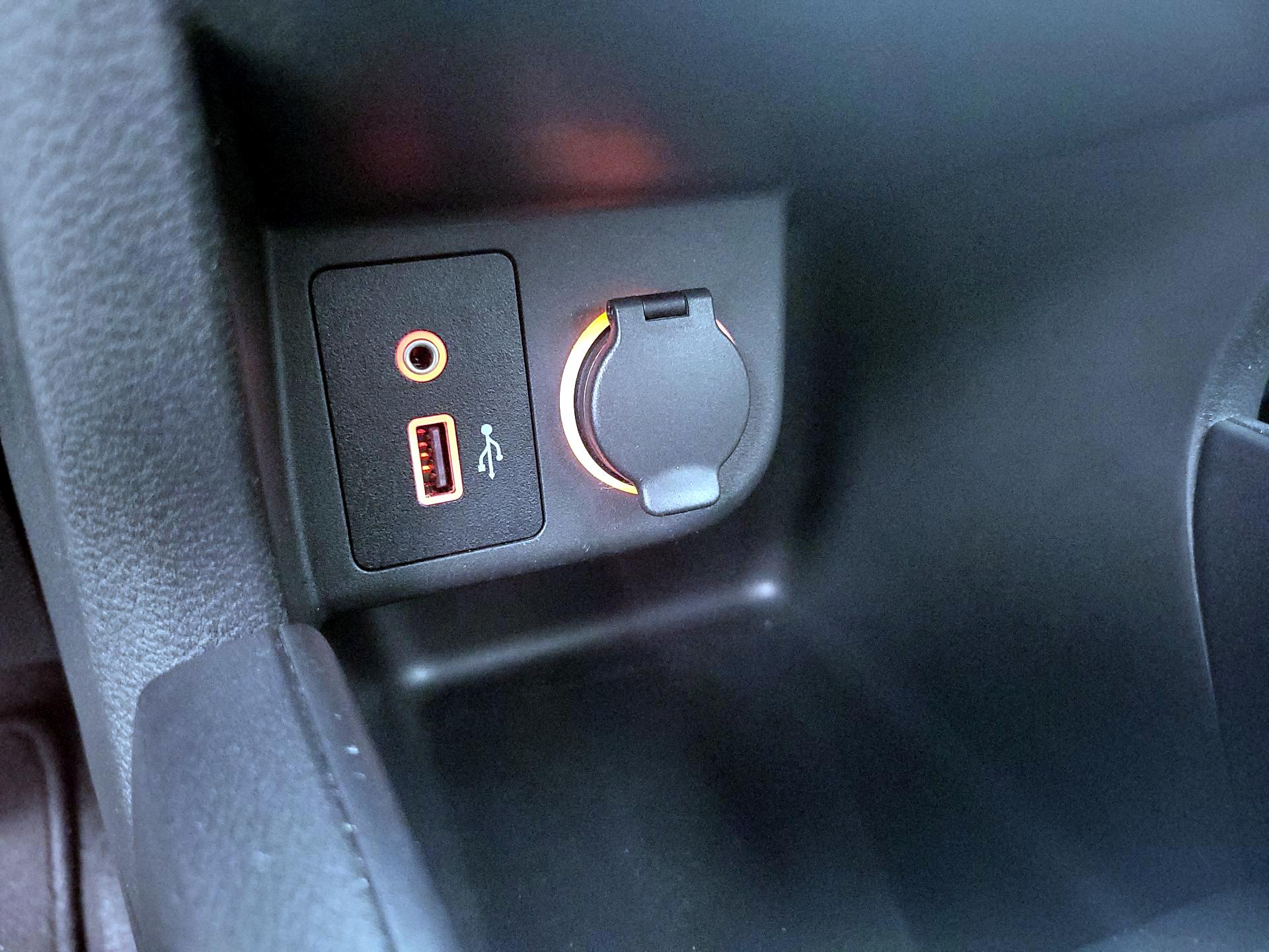 Thumbnail: 2023 Nissan Kicks - 18