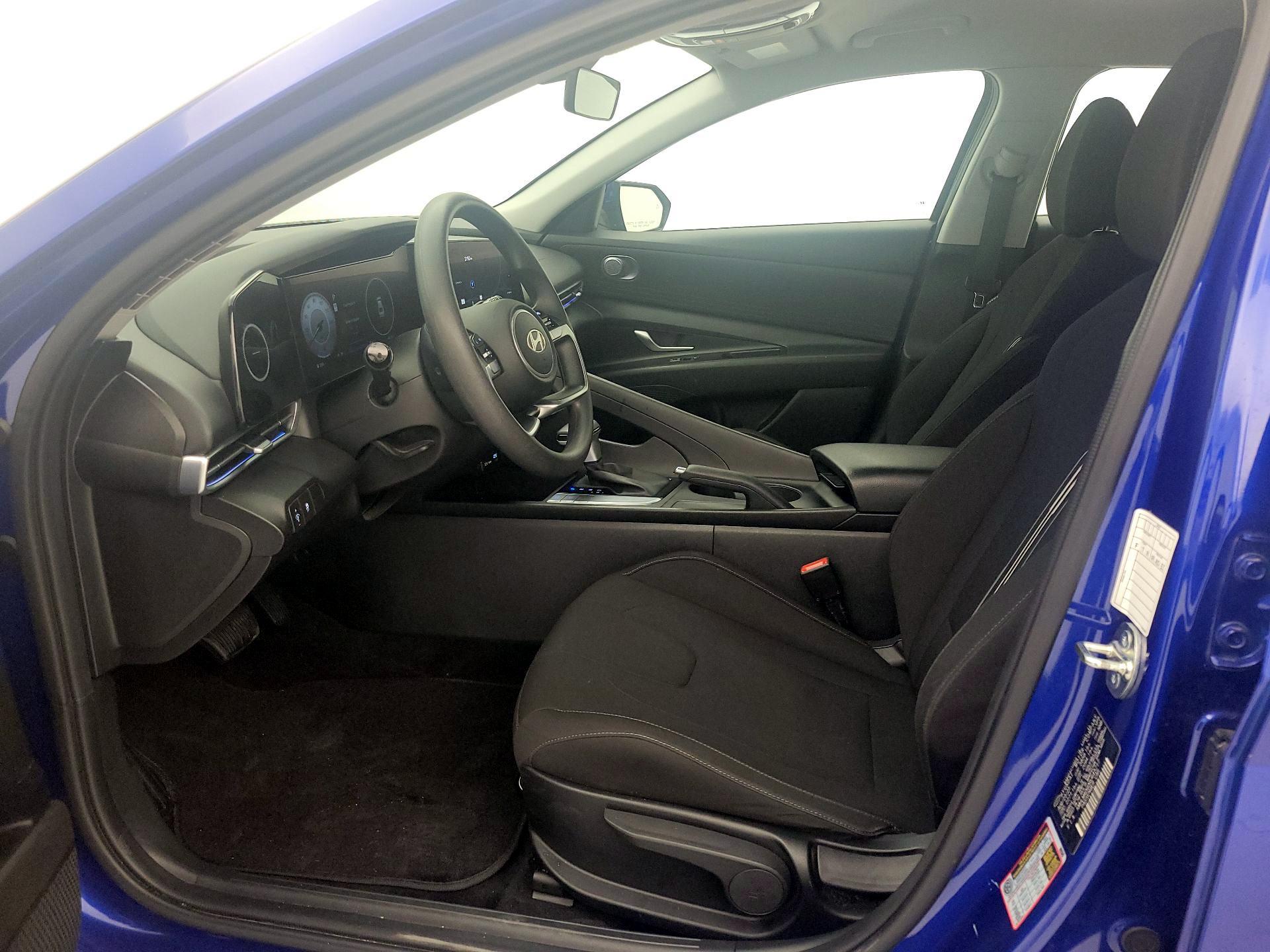 Thumbnail: 2024 Hyundai Elantra - 11