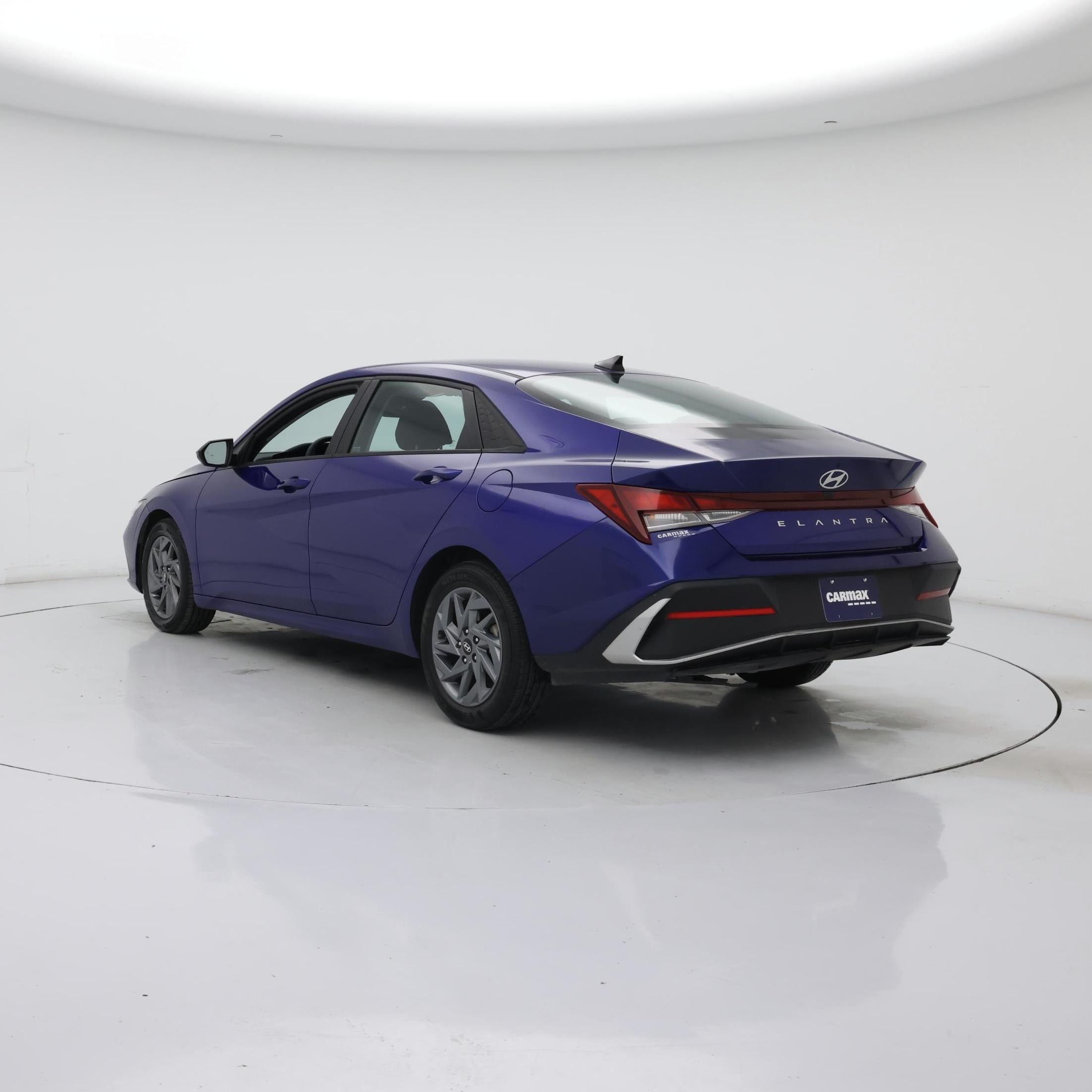 Thumbnail: 2024 Hyundai Elantra - 2