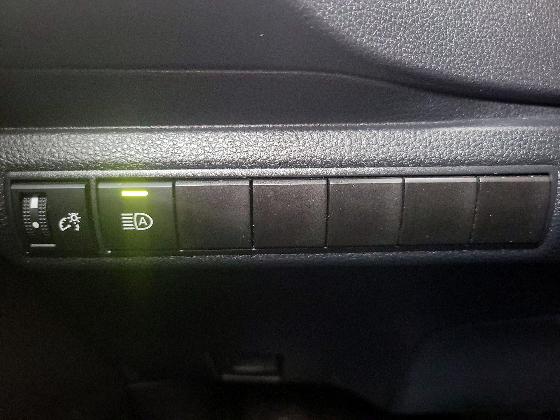 Thumbnail: 2024 Toyota Corolla - 13