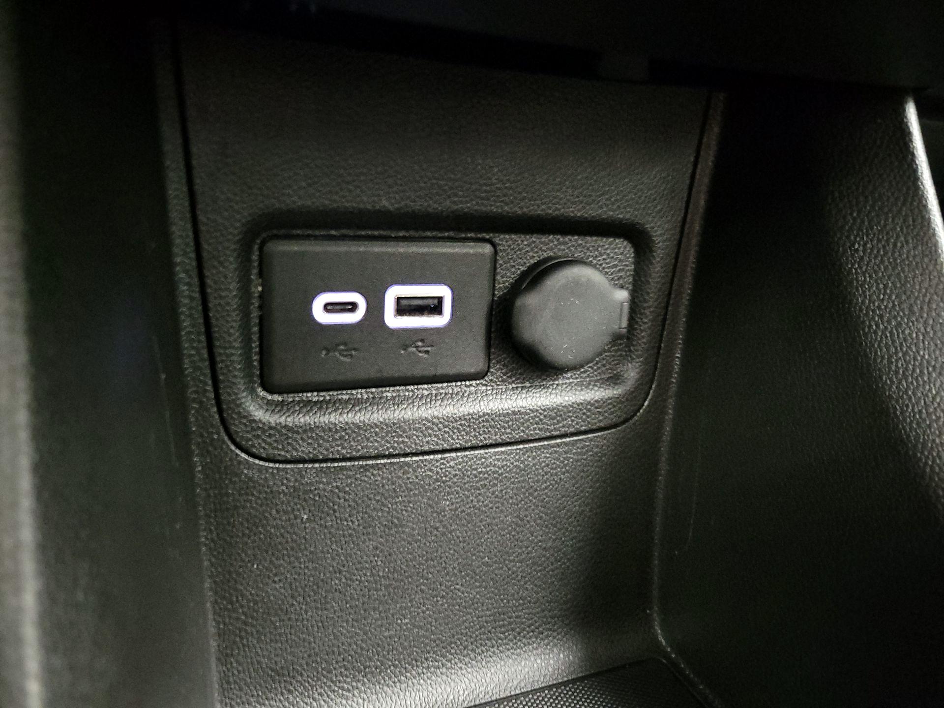 Thumbnail: 2020 Chevrolet Spark - 18