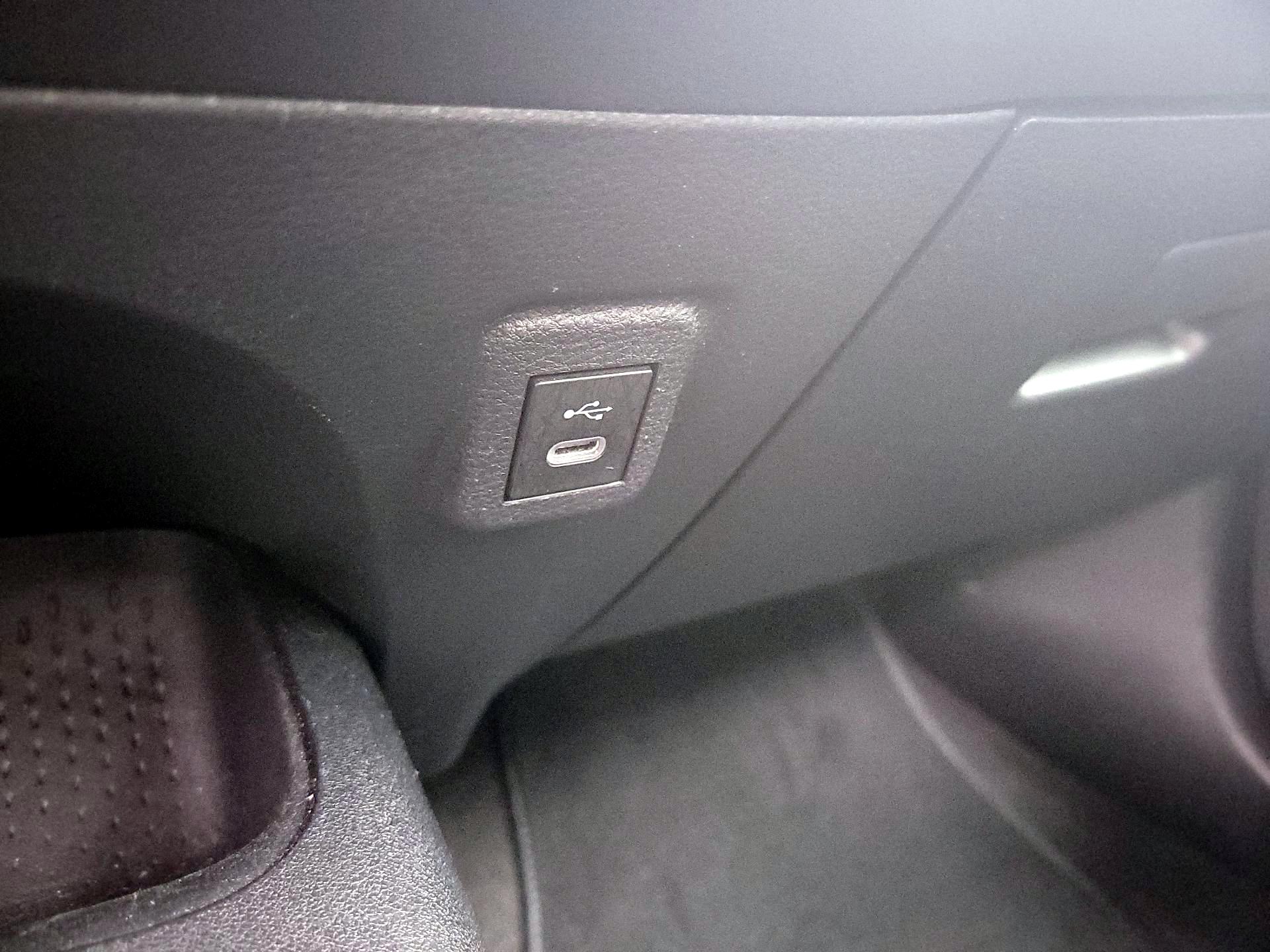 Thumbnail: 2024 Toyota Corolla - 19