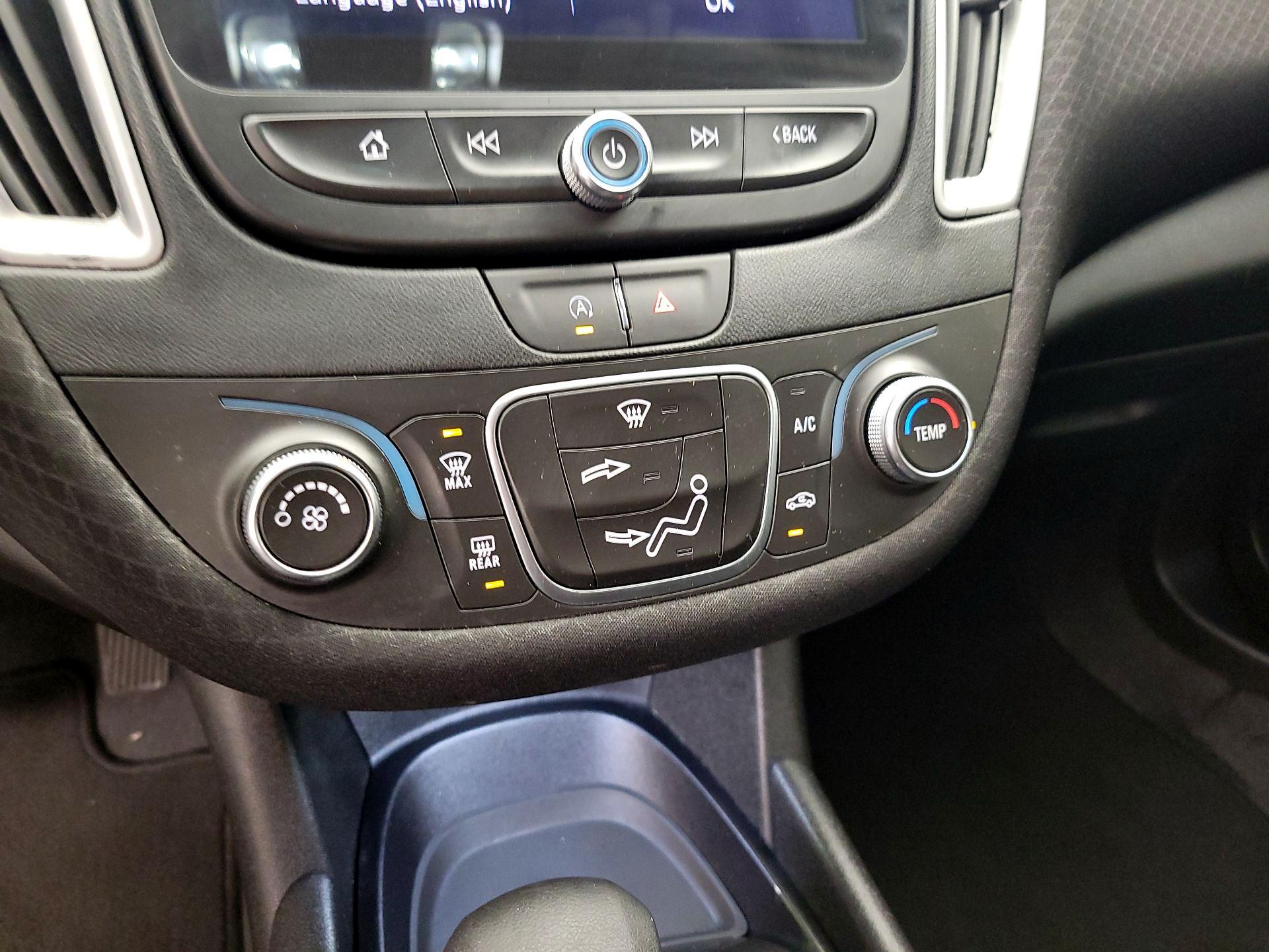 Thumbnail: 2024 Chevrolet Malibu - 16