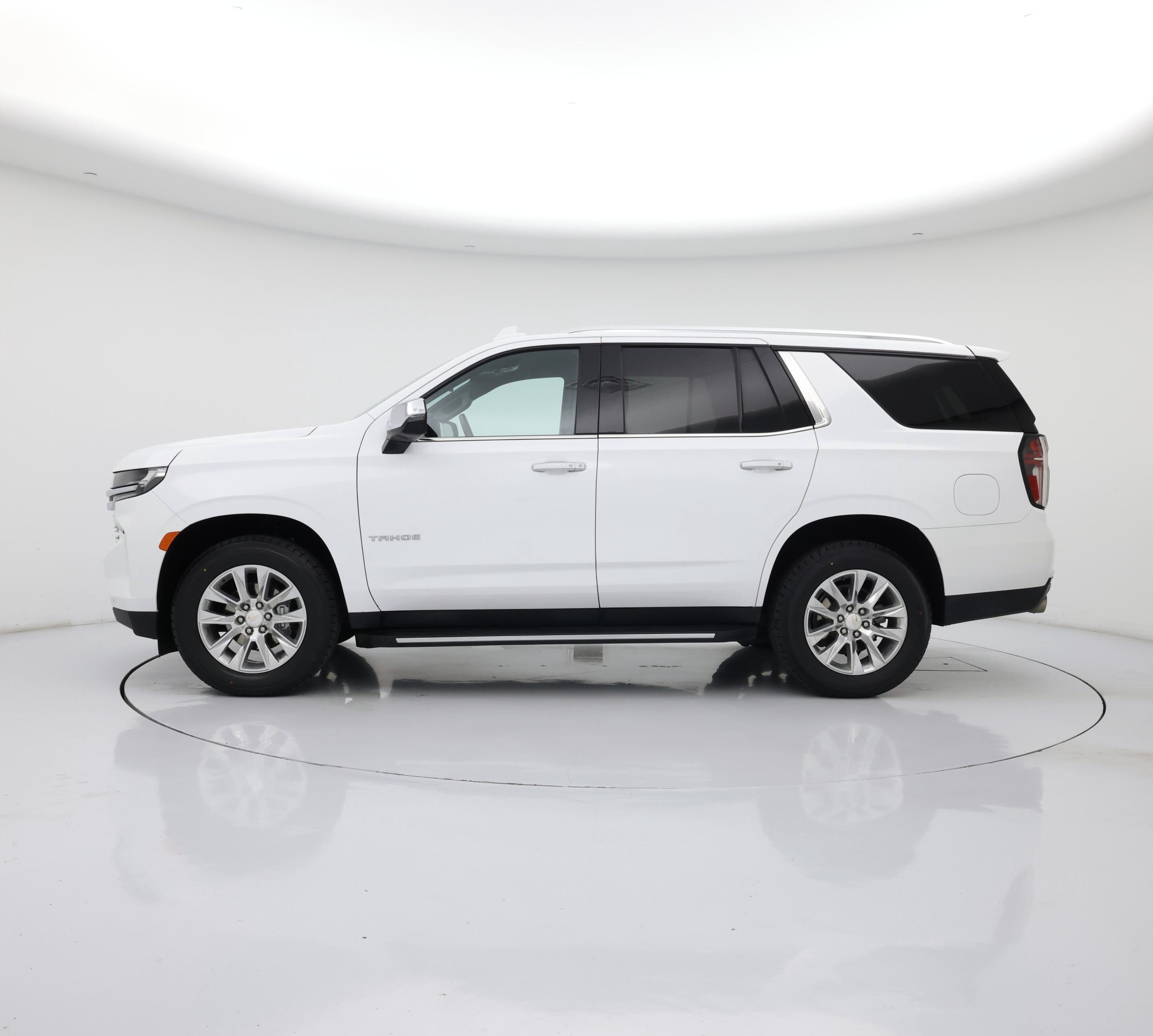 Thumbnail: 2024 Chevrolet Tahoe - 3