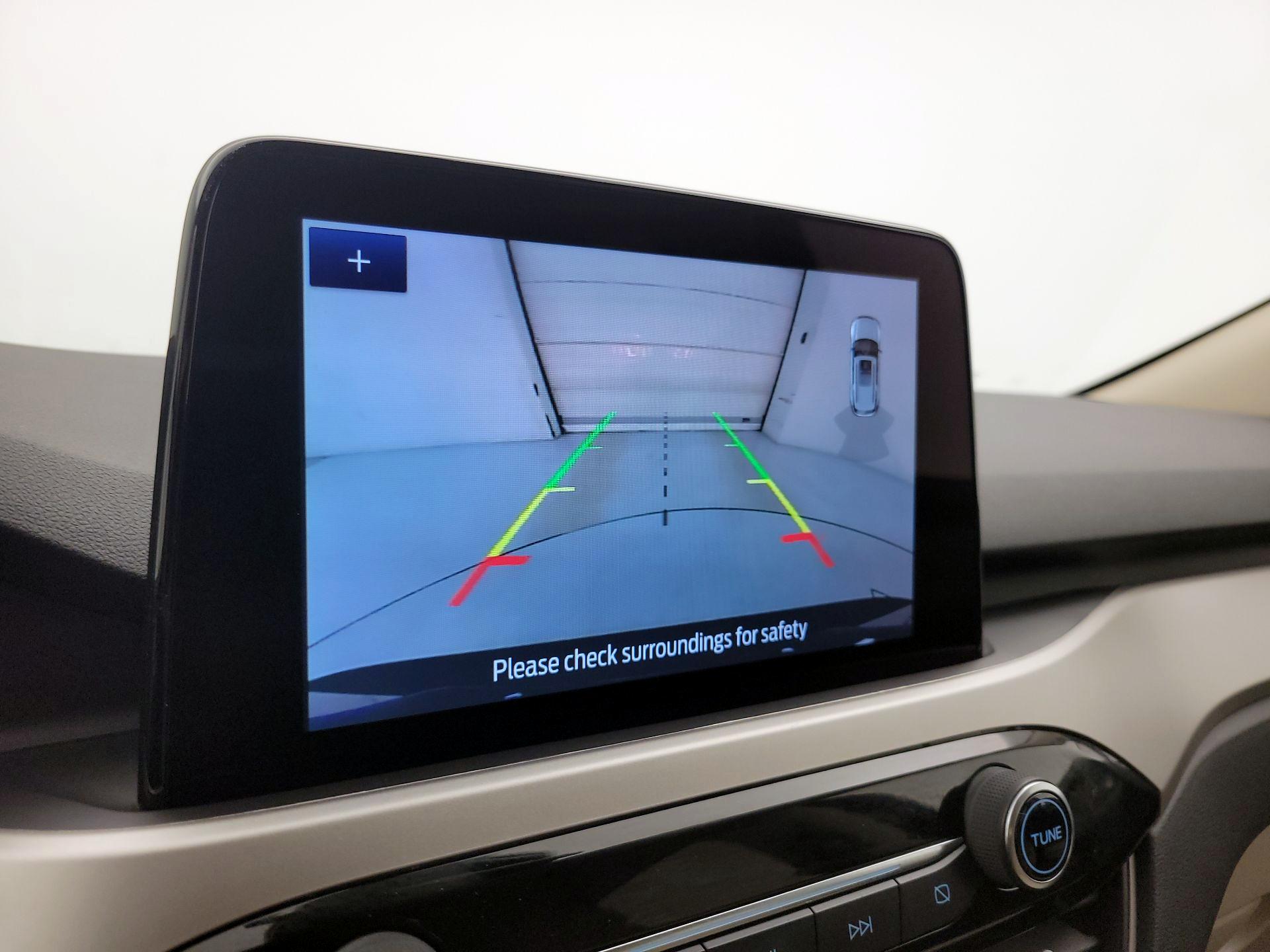 Thumbnail: 2020 Ford Escape - 15