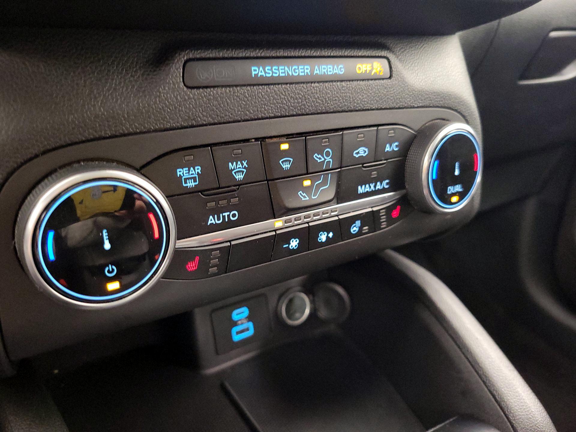 Thumbnail: 2023 Ford Escape - 16