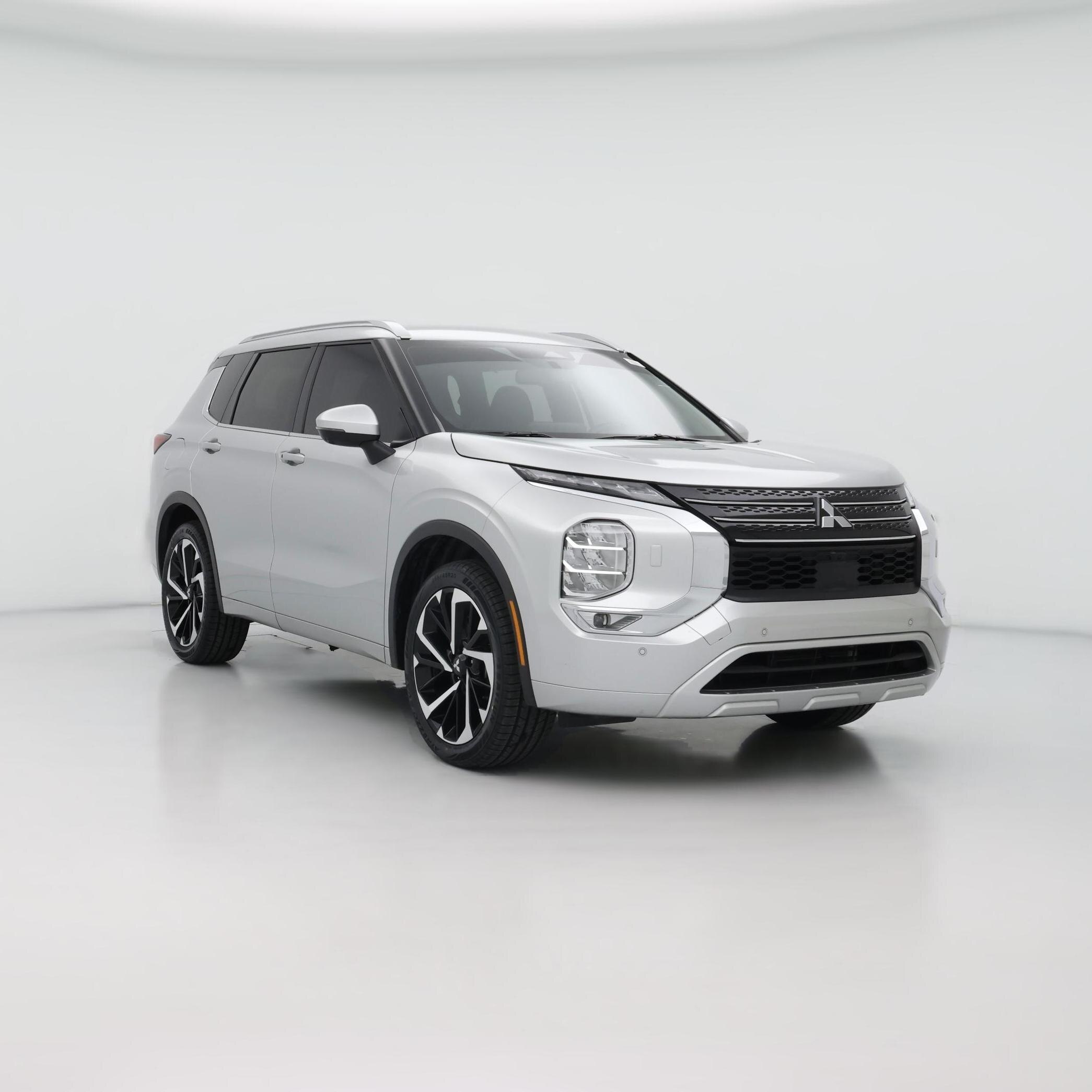 Thumbnail: 2024 Mitsubishi Outlander - 1