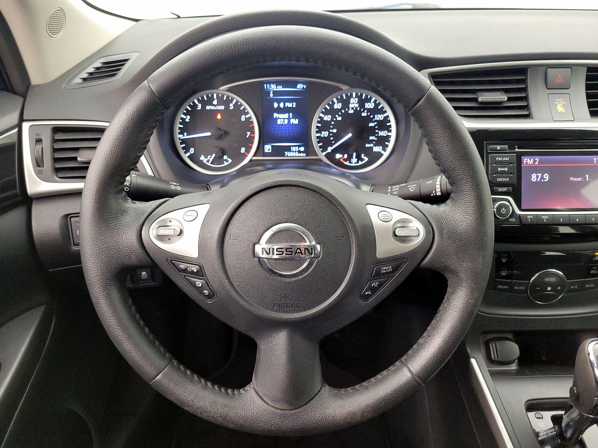 Thumbnail: 2018 Nissan Sentra - 10