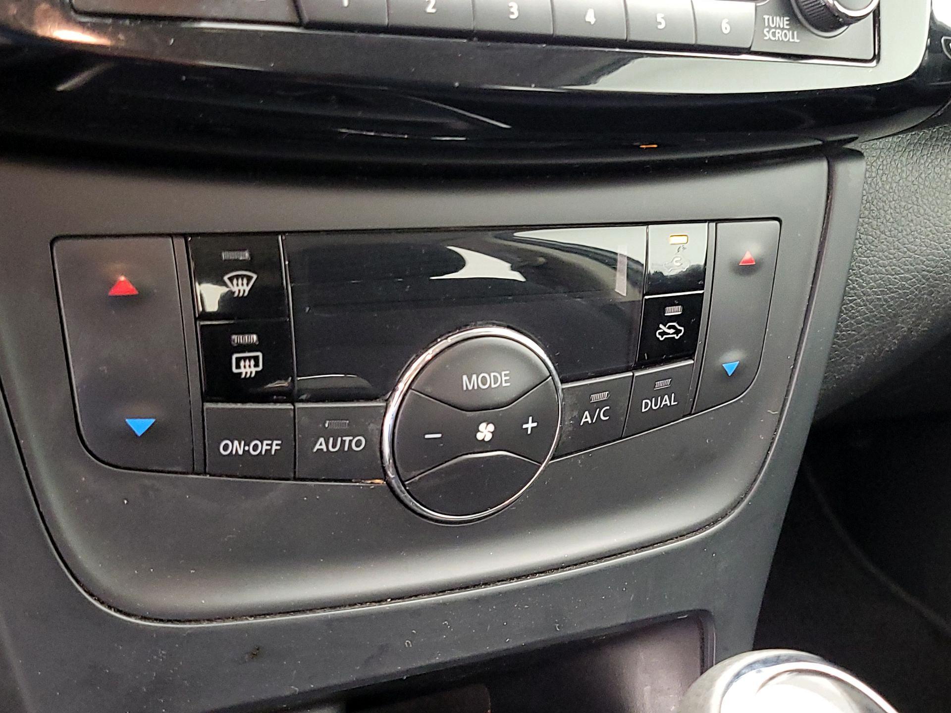 Thumbnail: 2018 Nissan Sentra - 16