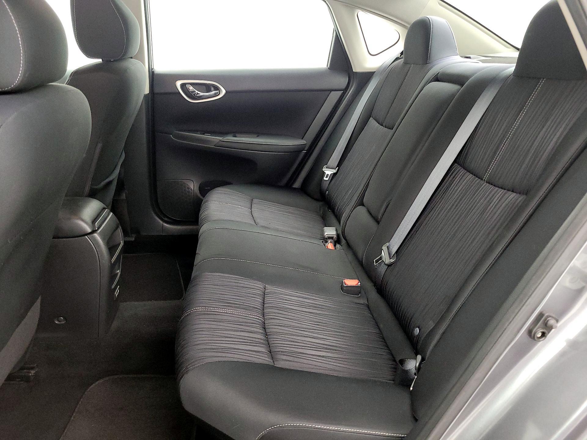 Thumbnail: 2018 Nissan Sentra - 19