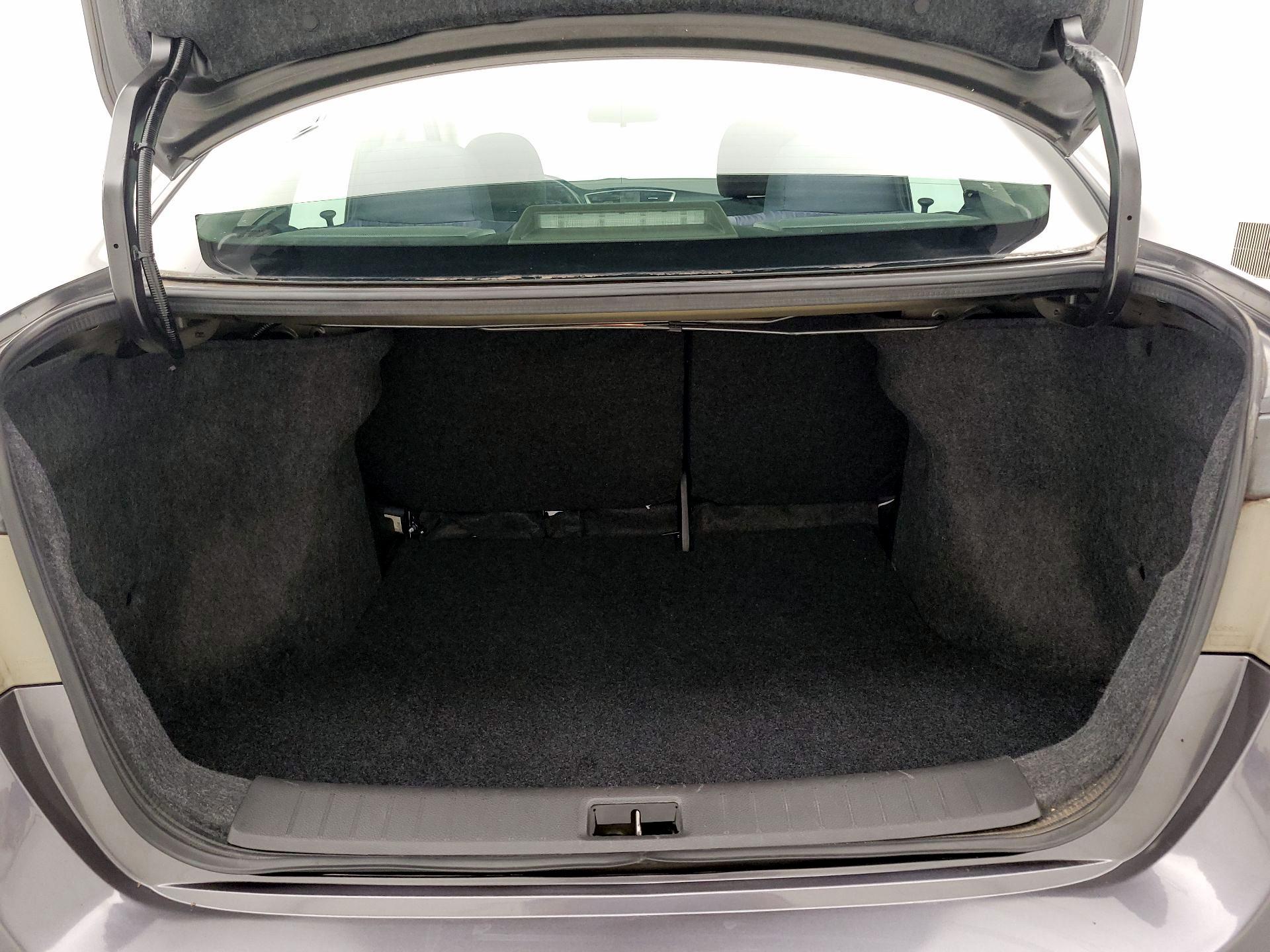 Thumbnail: 2018 Nissan Sentra - 20