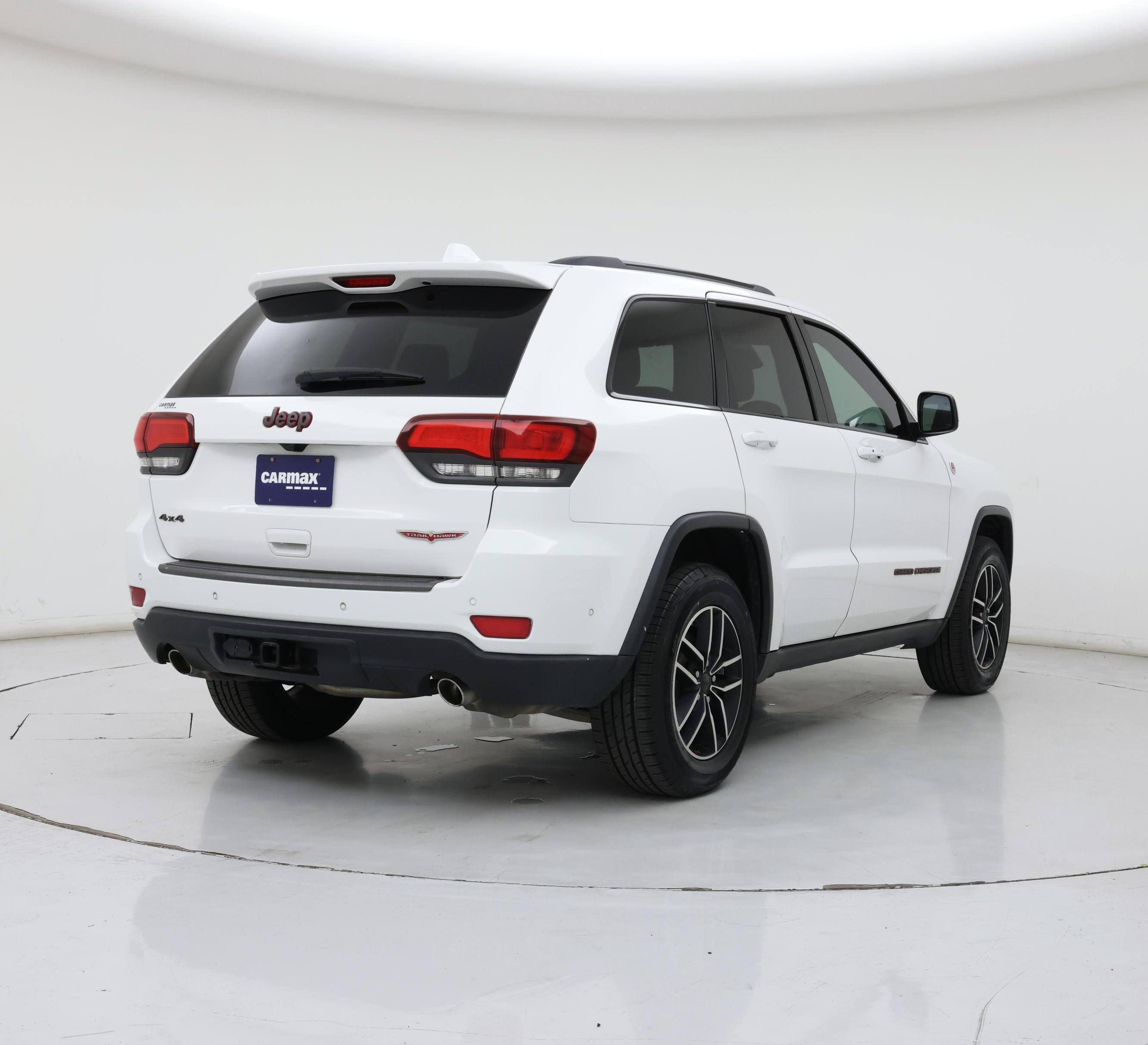Thumbnail: 2020 Jeep Grand Cherokee - 8
