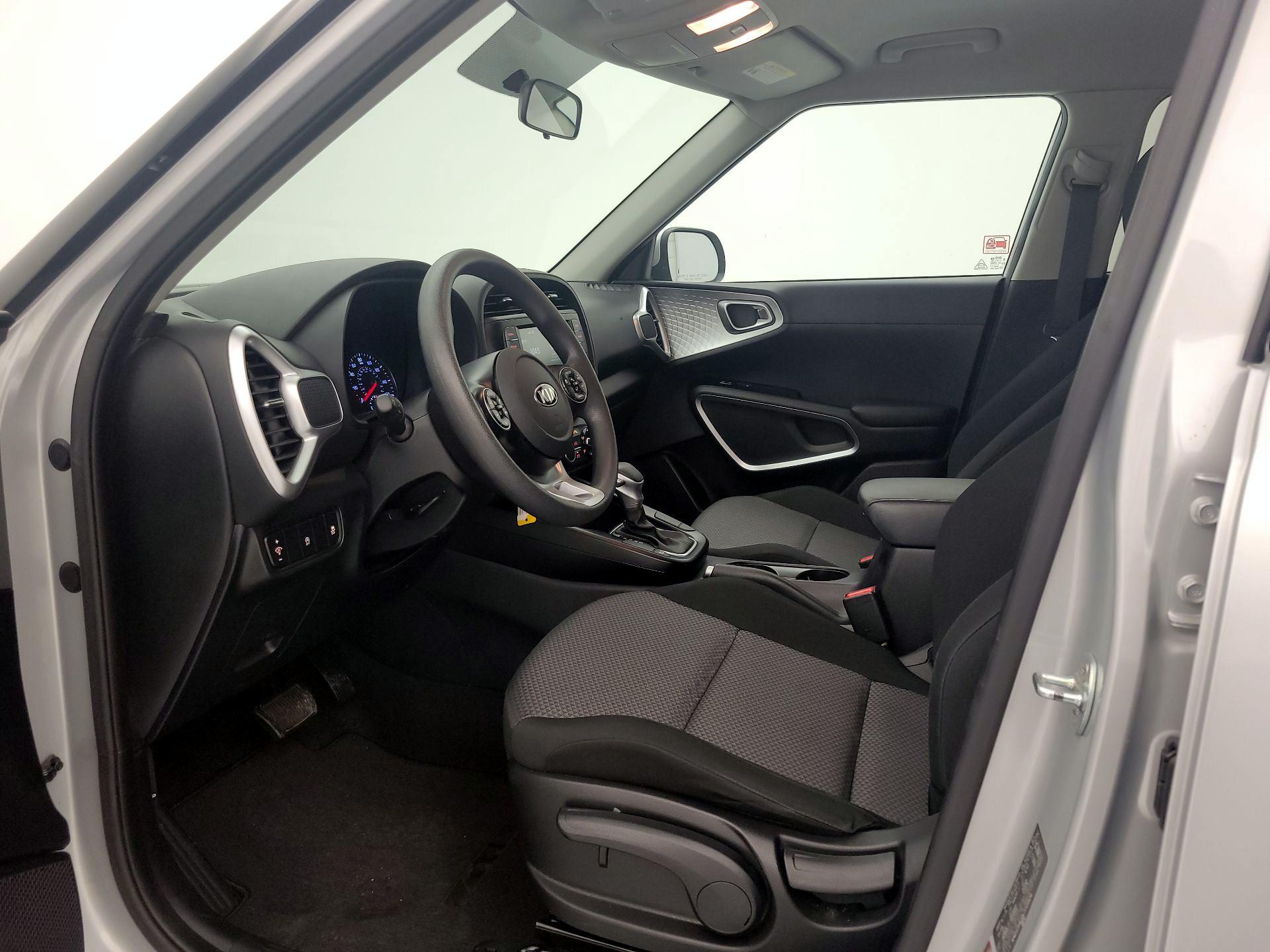 Thumbnail: 2020 Kia Soul - 11