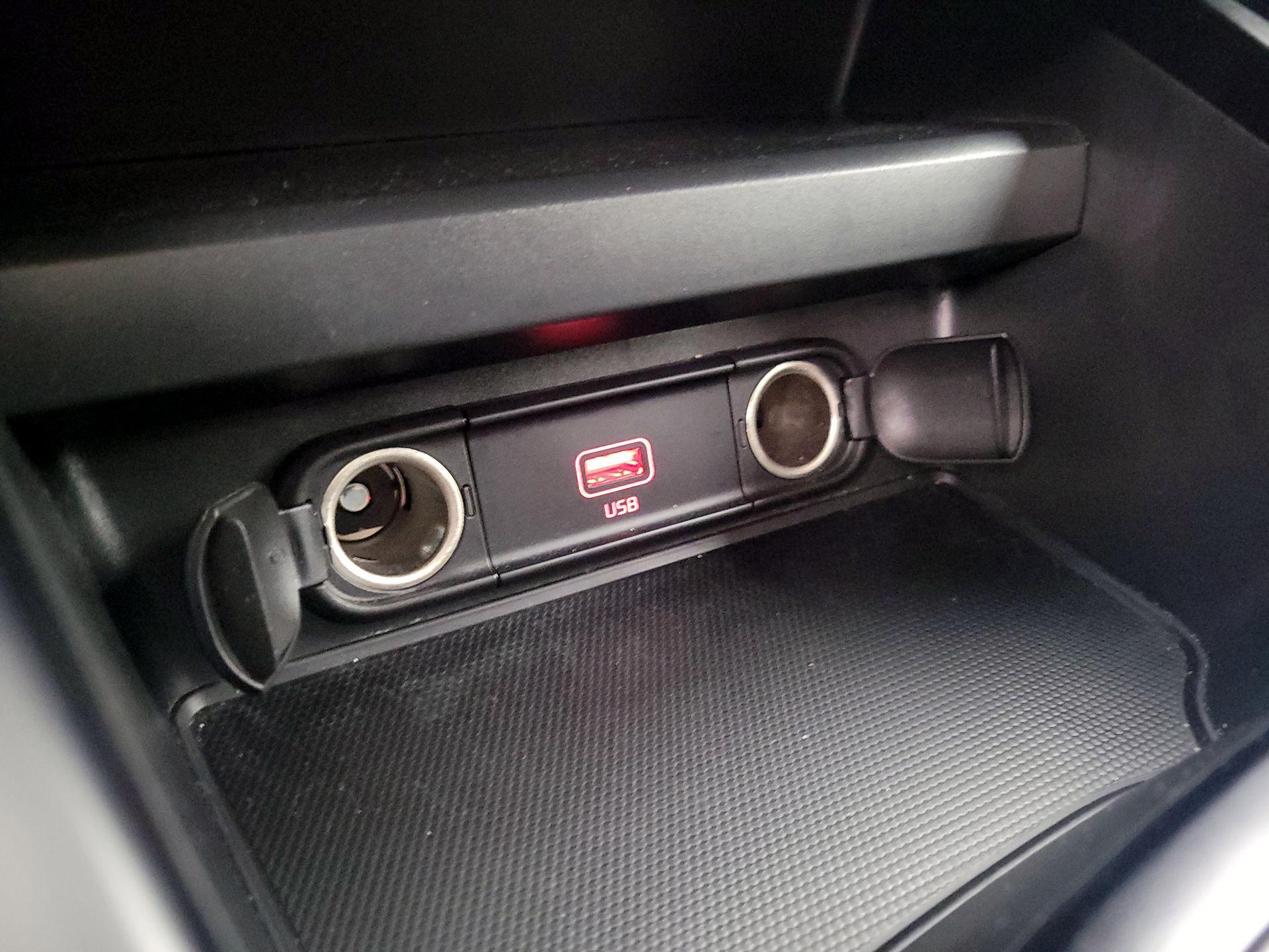 Thumbnail: 2020 Kia Soul - 18