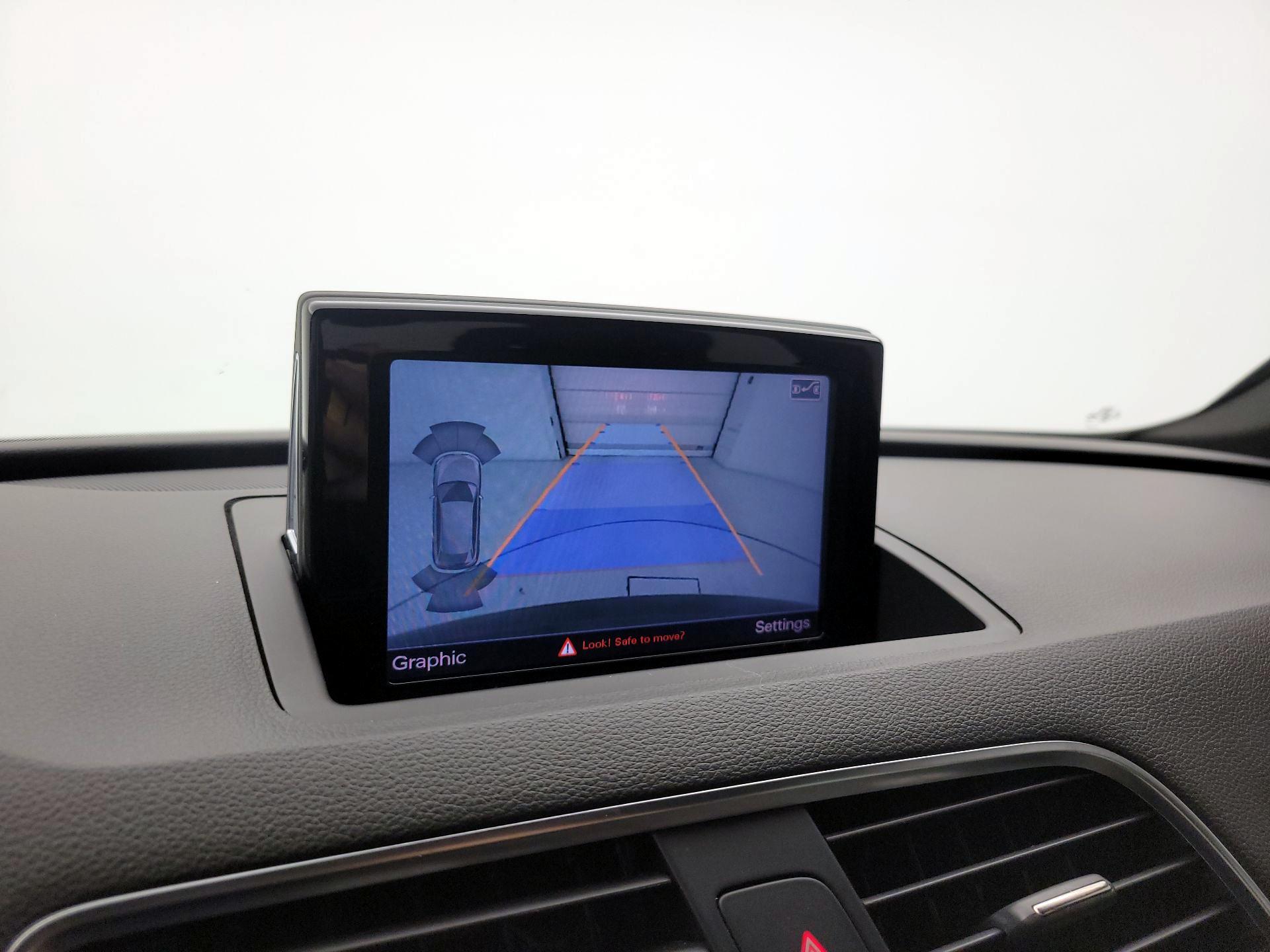 Thumbnail: 2017 Audi Q3 - 15