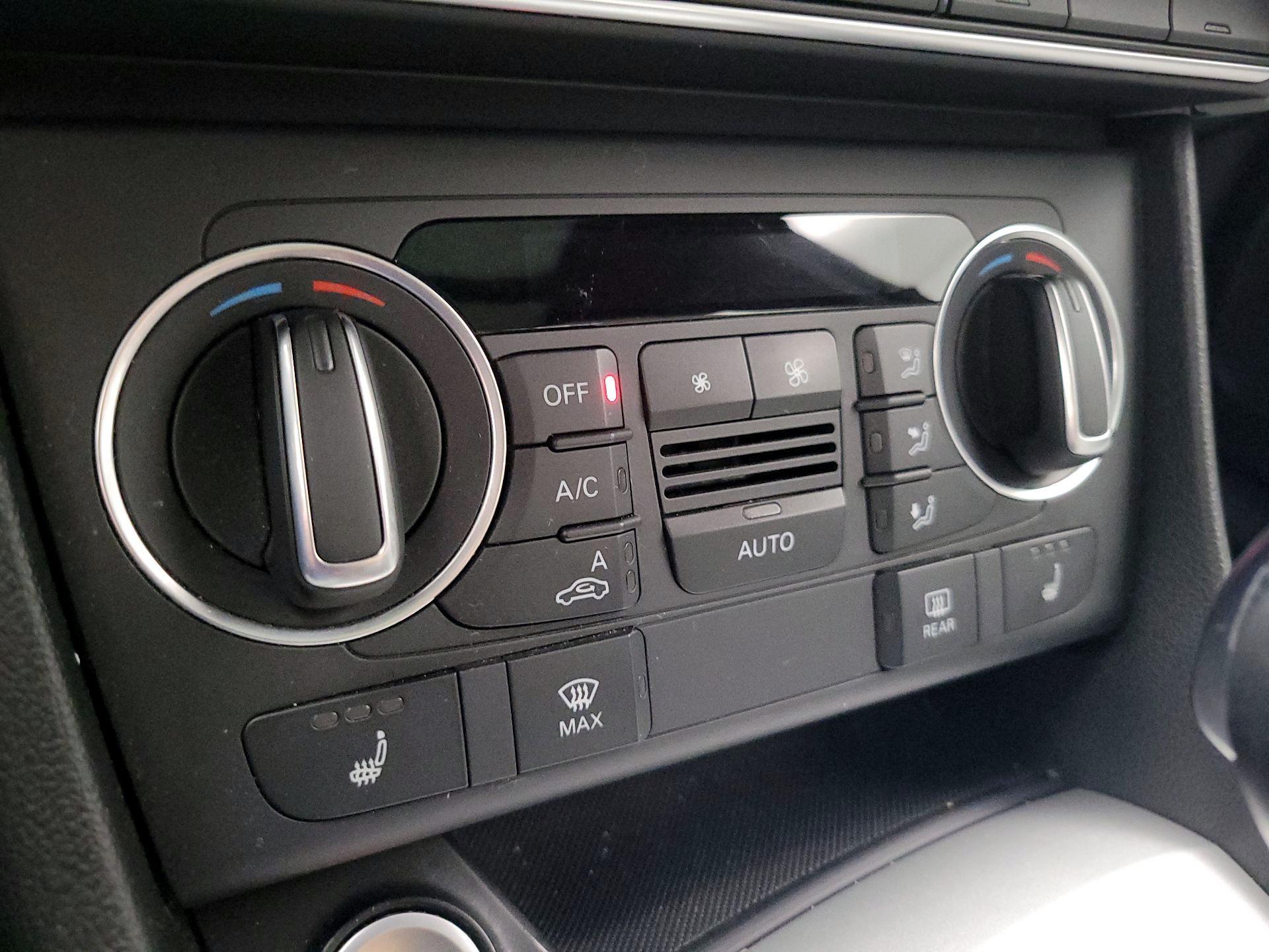 Thumbnail: 2017 Audi Q3 - 17