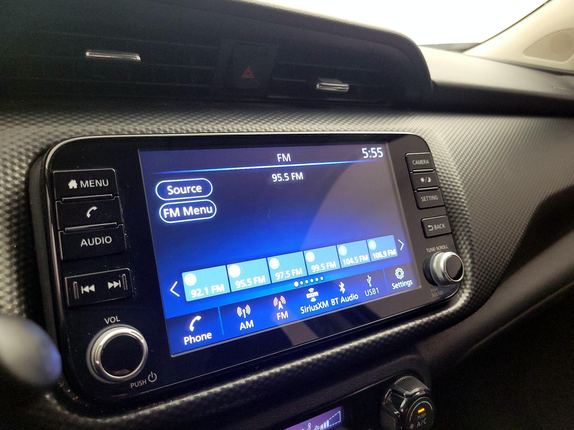 Thumbnail: 2021 Nissan Kicks - 15