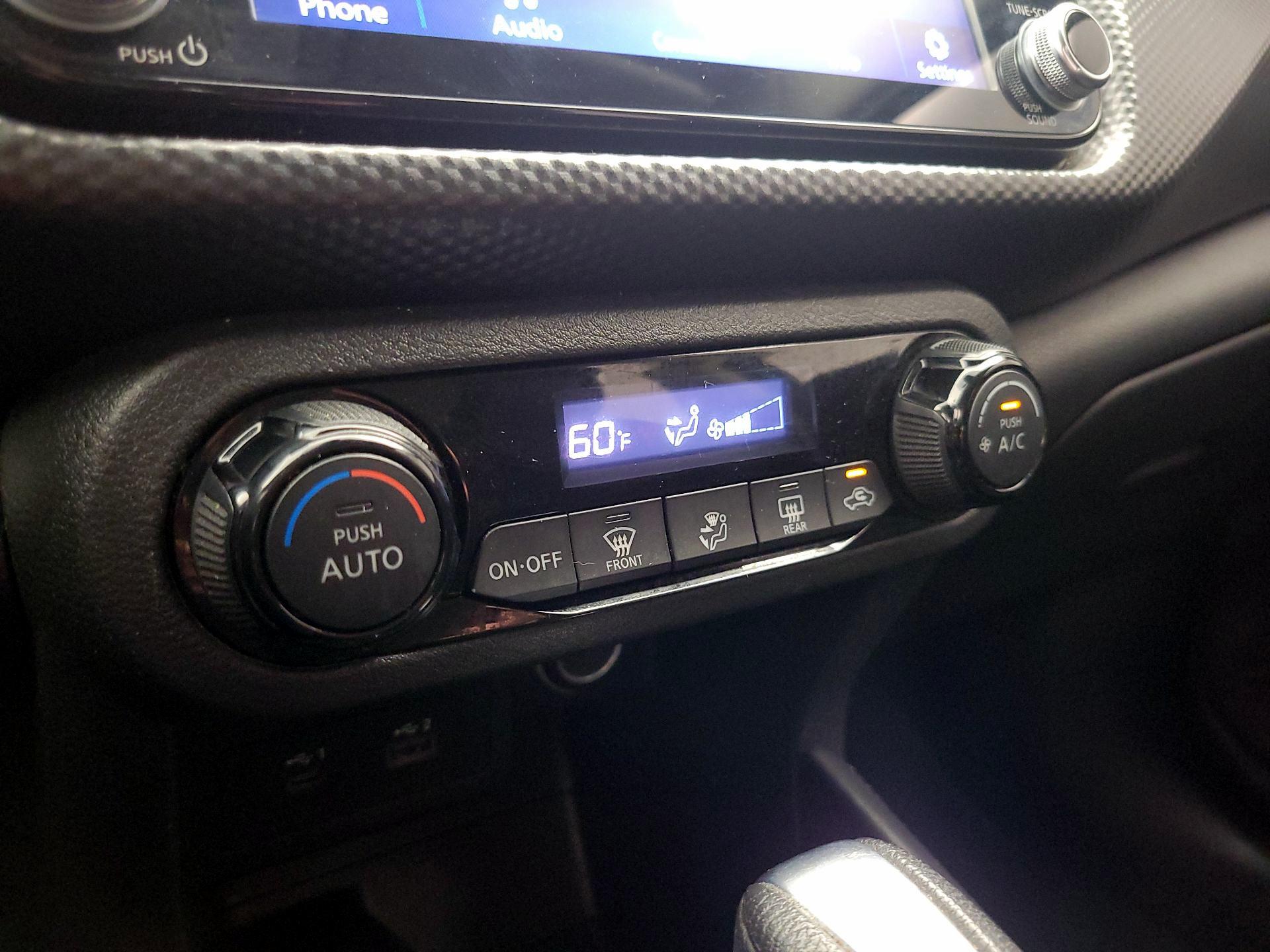 Thumbnail: 2021 Nissan Kicks - 16