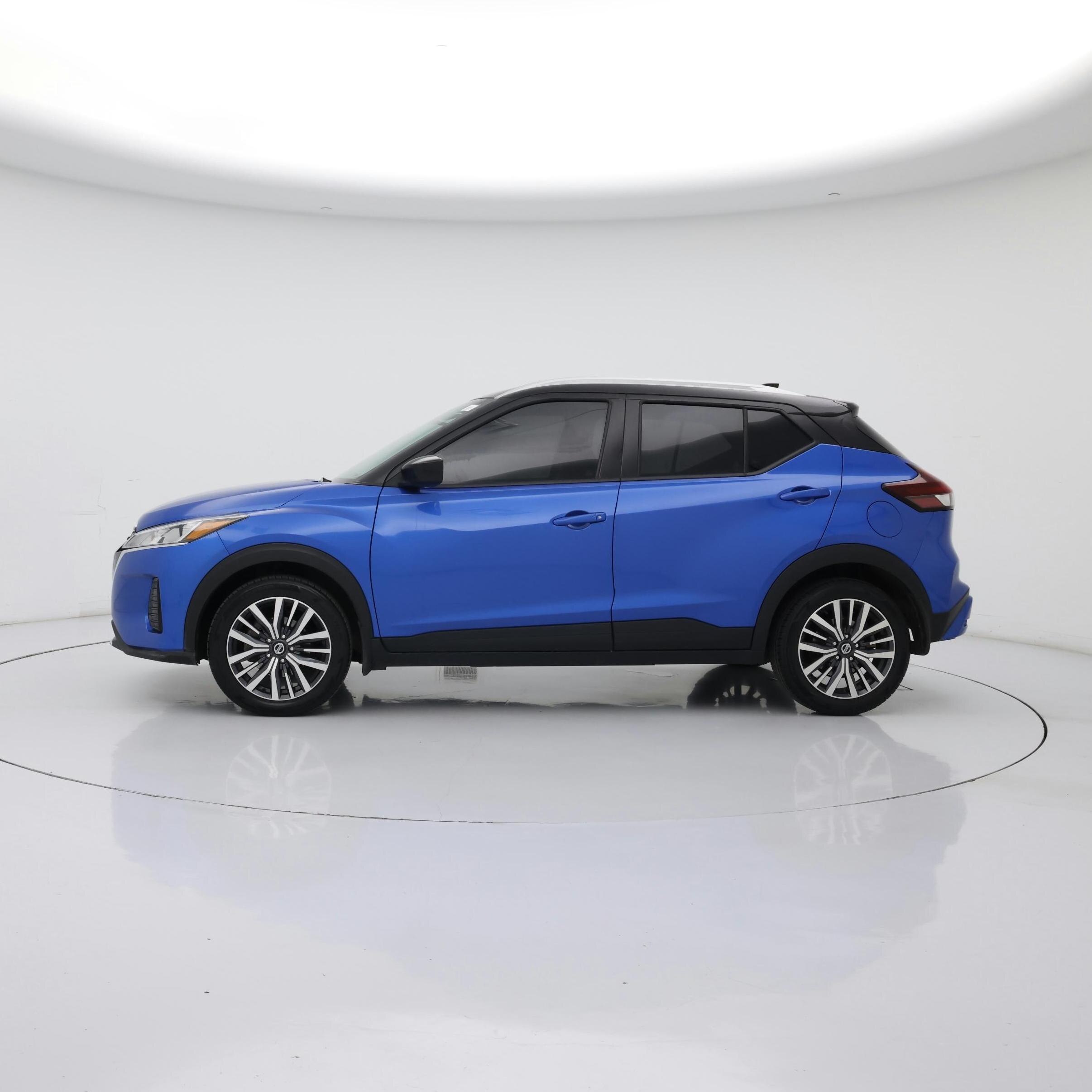 Thumbnail: 2021 Nissan Kicks - 3
