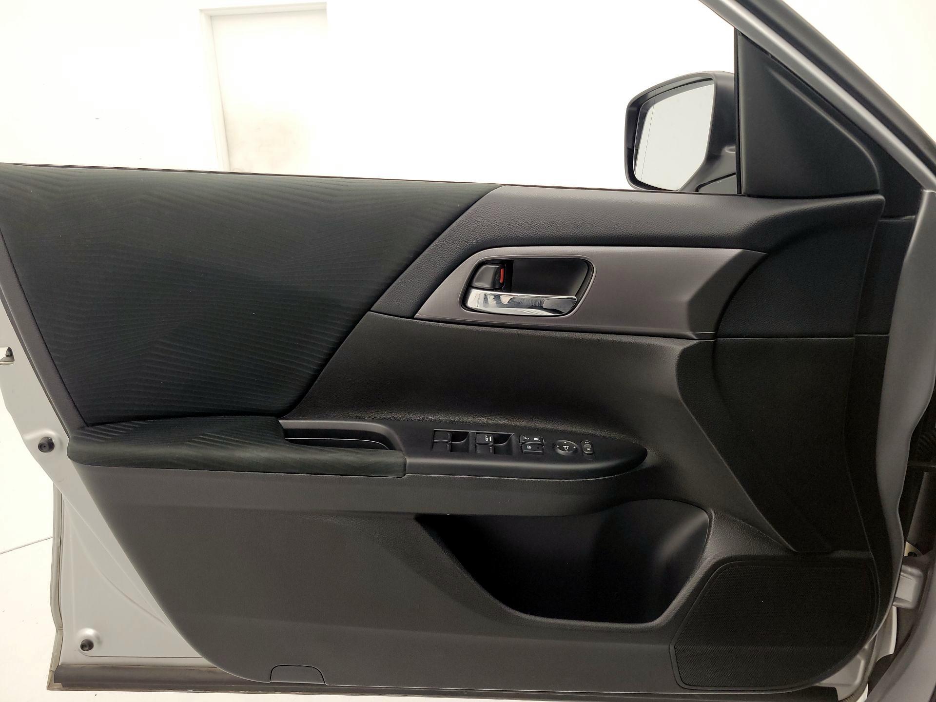 Thumbnail: 2014 Honda Accord - 12