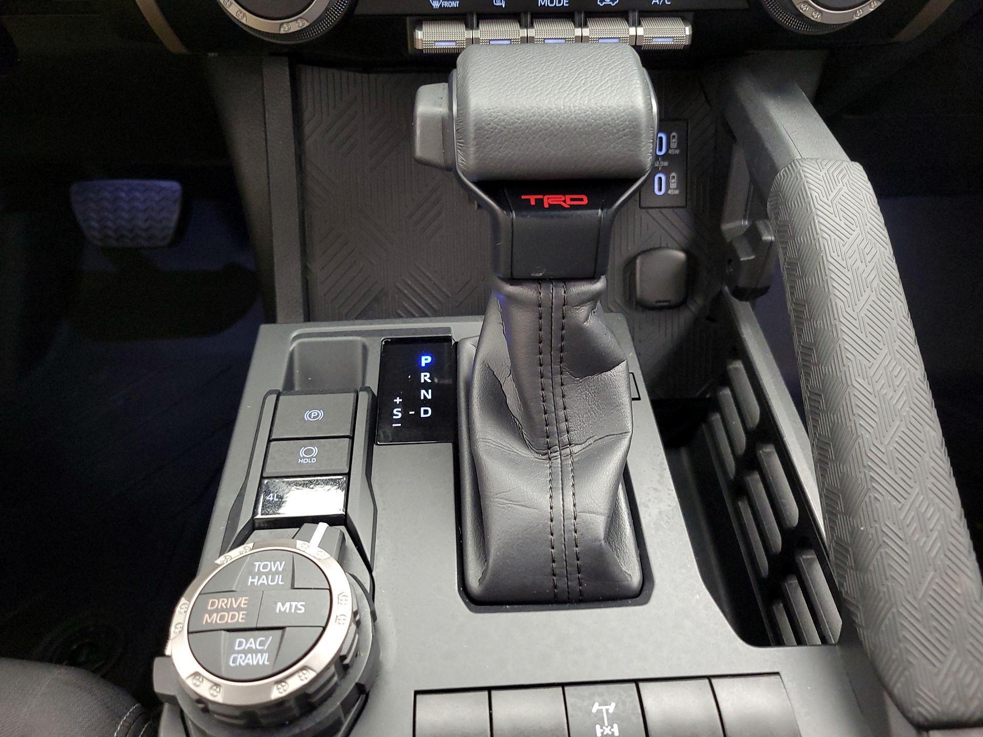 Thumbnail: 2024 Toyota Tacoma - 17