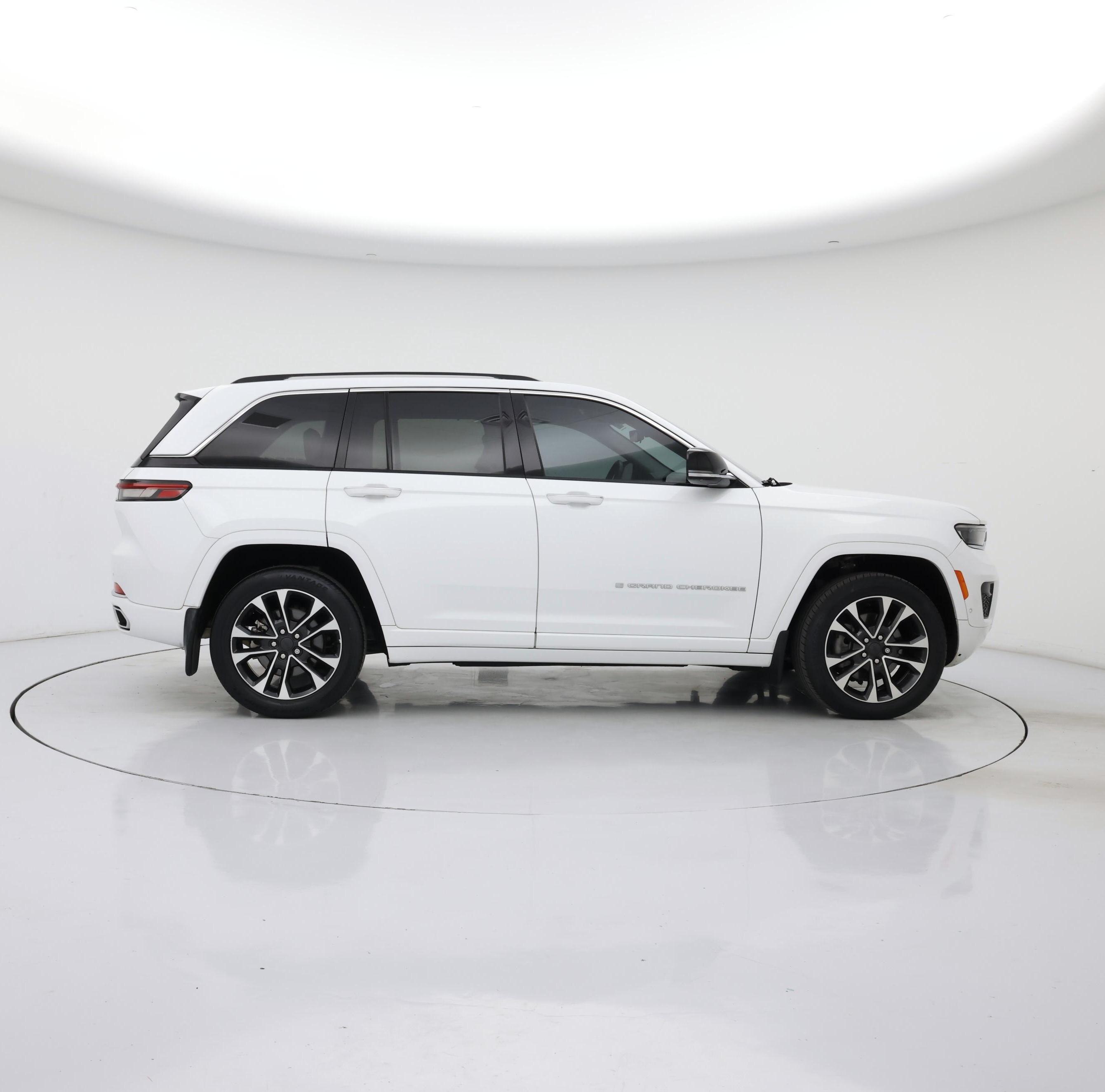 Thumbnail: 2022 Jeep Grand Cherokee - 7