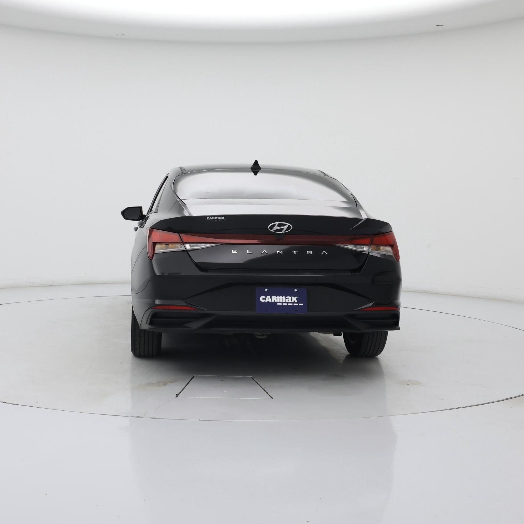 Thumbnail: 2023 Hyundai Elantra - 6