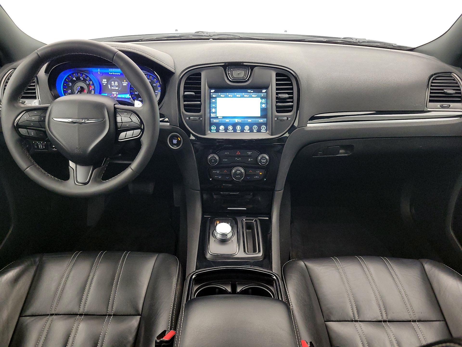 Thumbnail: 2023 Chrysler 300 - 9