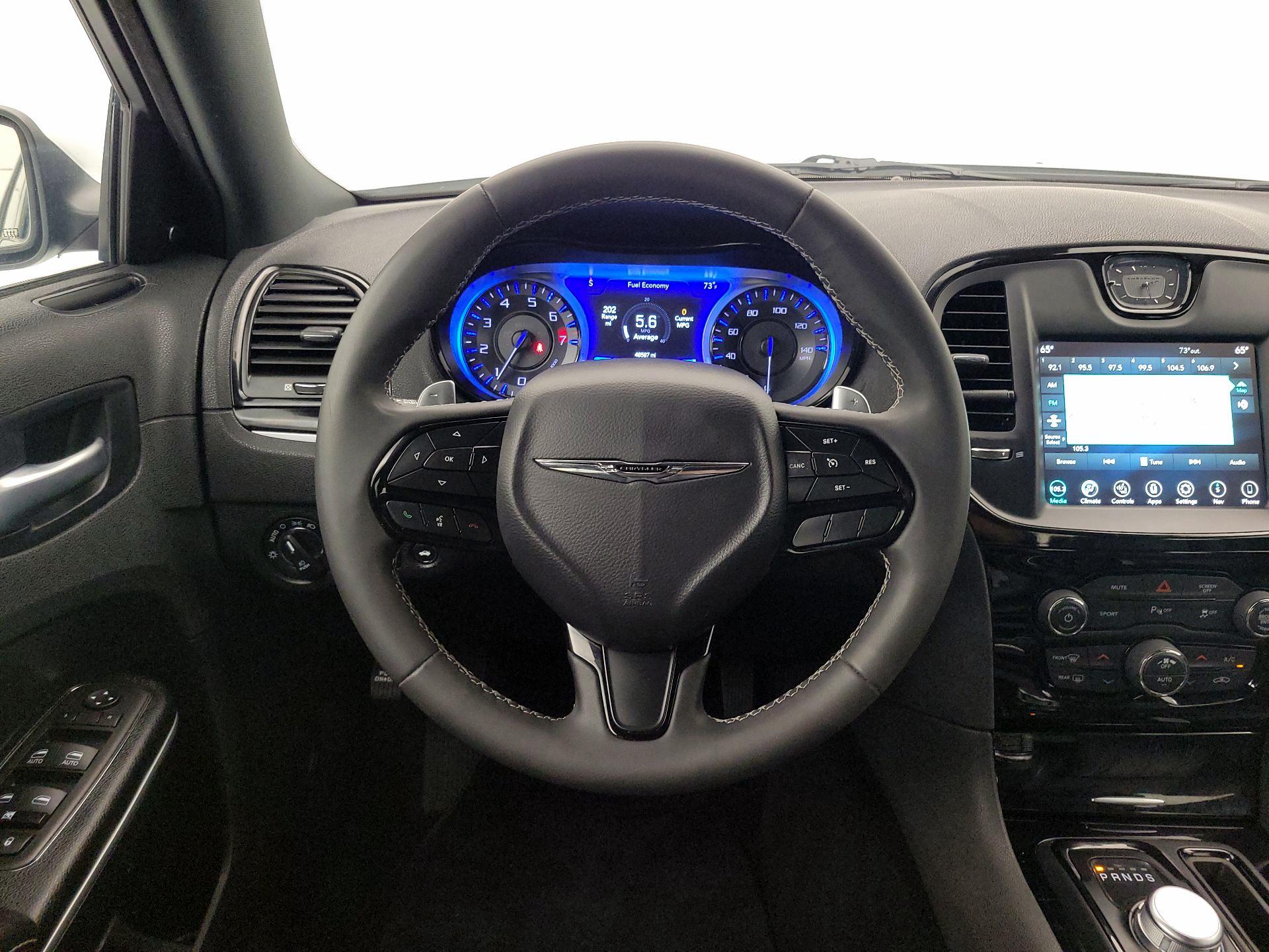 Thumbnail: 2023 Chrysler 300 - 10