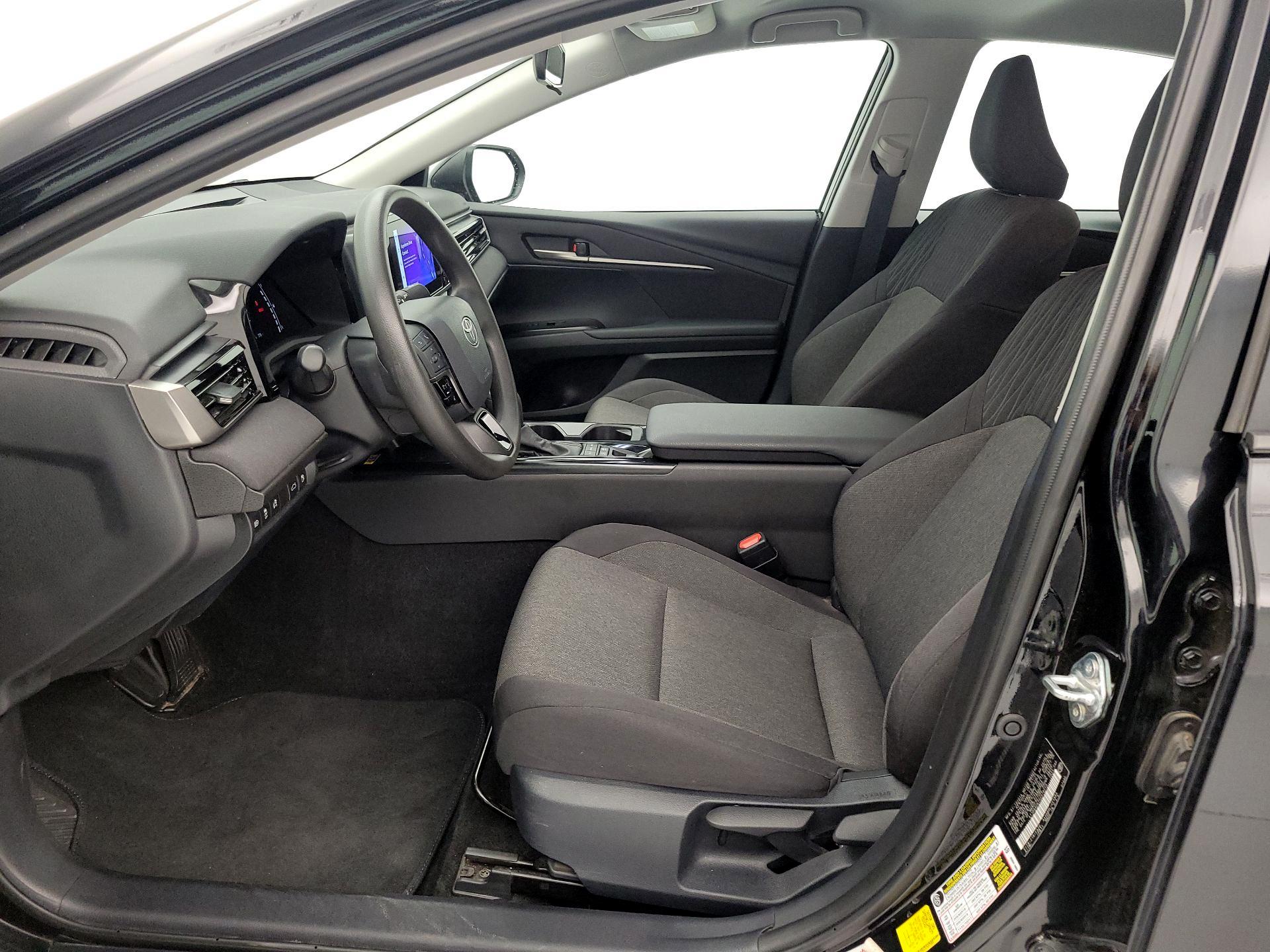 Thumbnail: 2025 Toyota Camry - 11