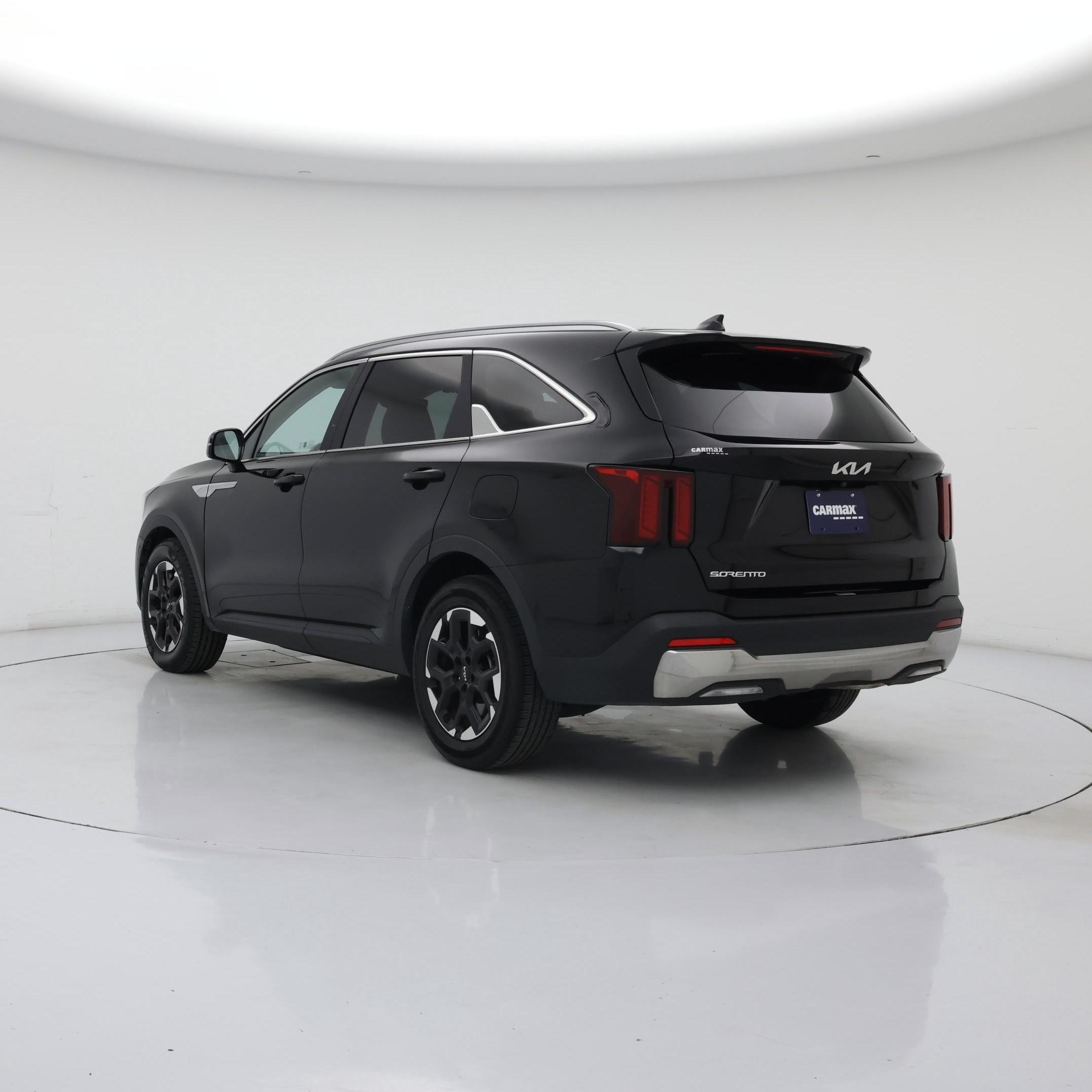 Thumbnail: 2024 Kia Sorento - 2