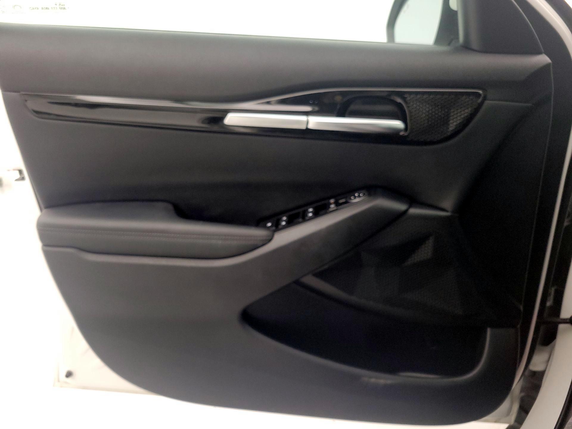 Thumbnail: 2024 Kia Seltos - 12