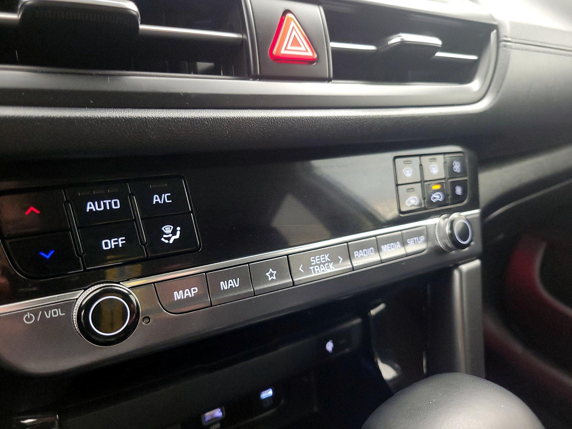 Thumbnail: 2024 Kia Seltos - 17