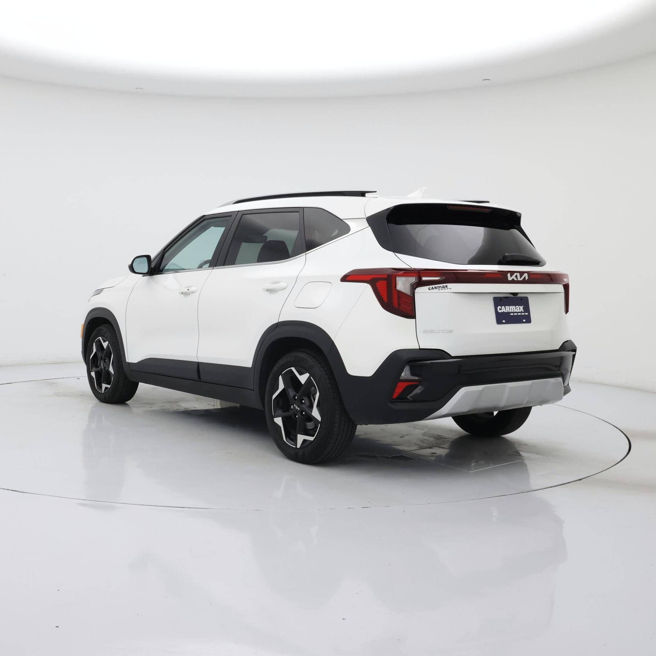 Thumbnail: 2024 Kia Seltos - 2