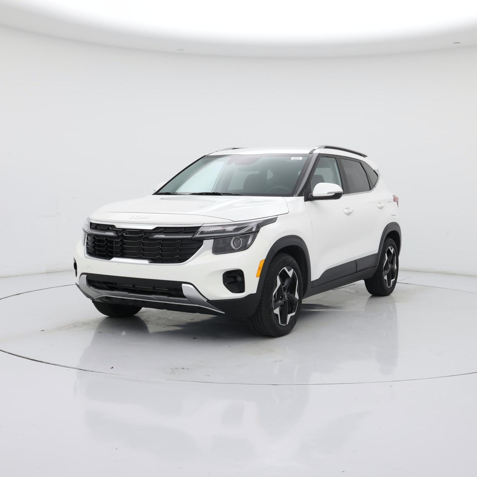 Thumbnail: 2024 Kia Seltos - 4