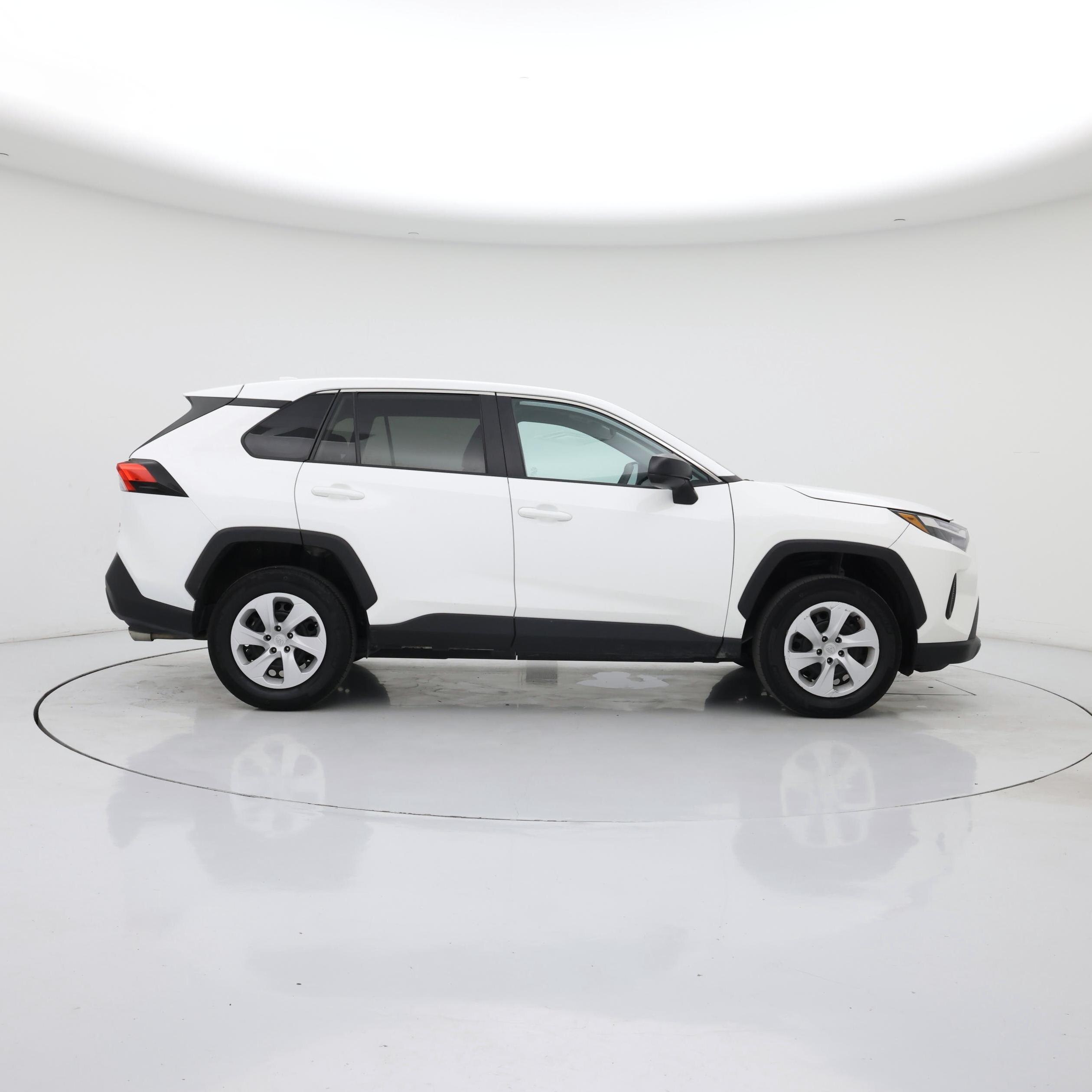 Thumbnail: 2024 Toyota RAV4 - 7