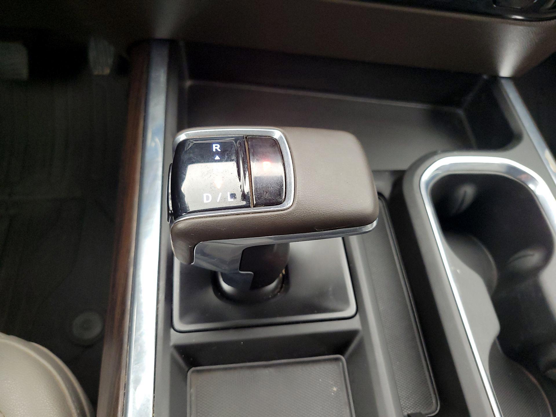 Thumbnail: 2025 GMC Sierra 1500 - 18