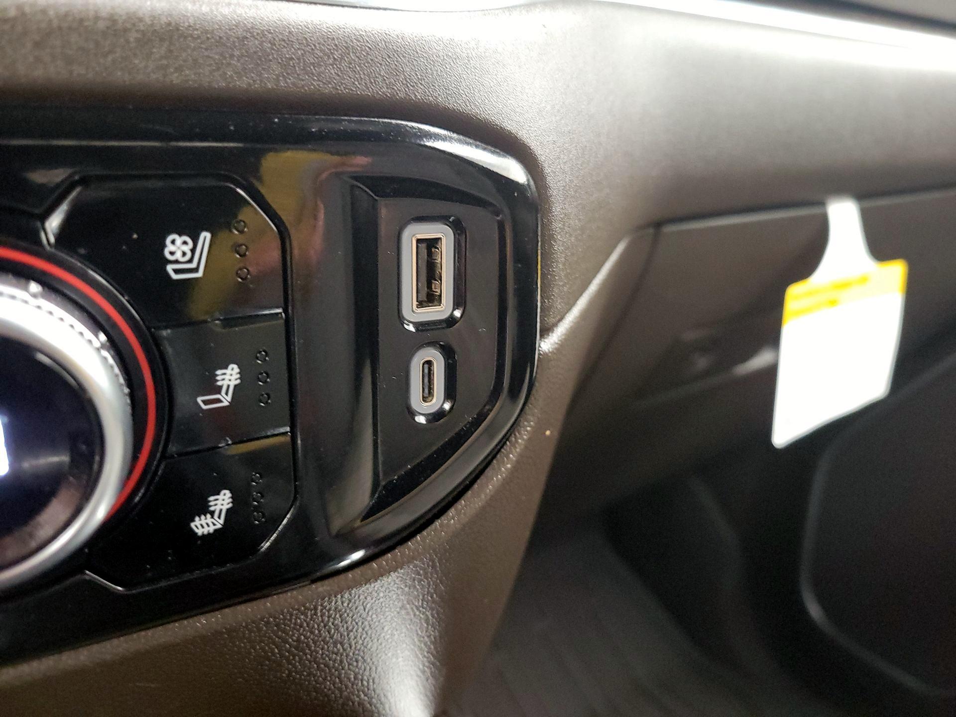 Thumbnail: 2025 GMC Sierra 1500 - 19