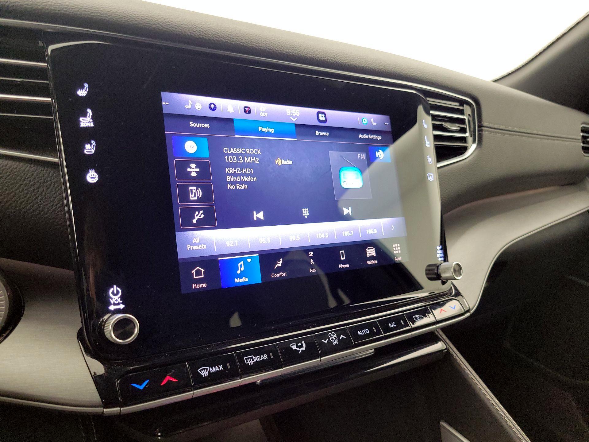 Thumbnail: 2025 Jeep Wagoneer - 16