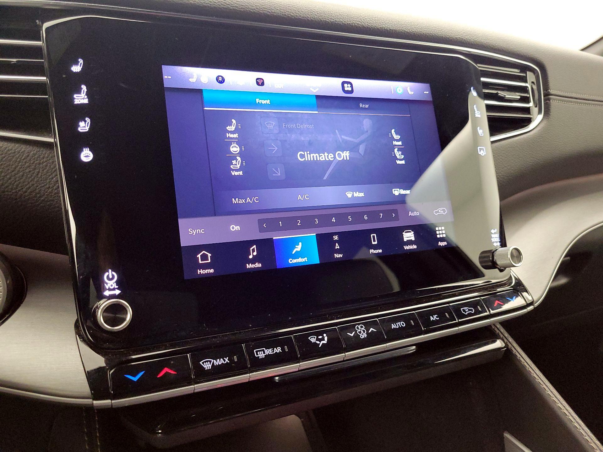 Thumbnail: 2025 Jeep Wagoneer - 17