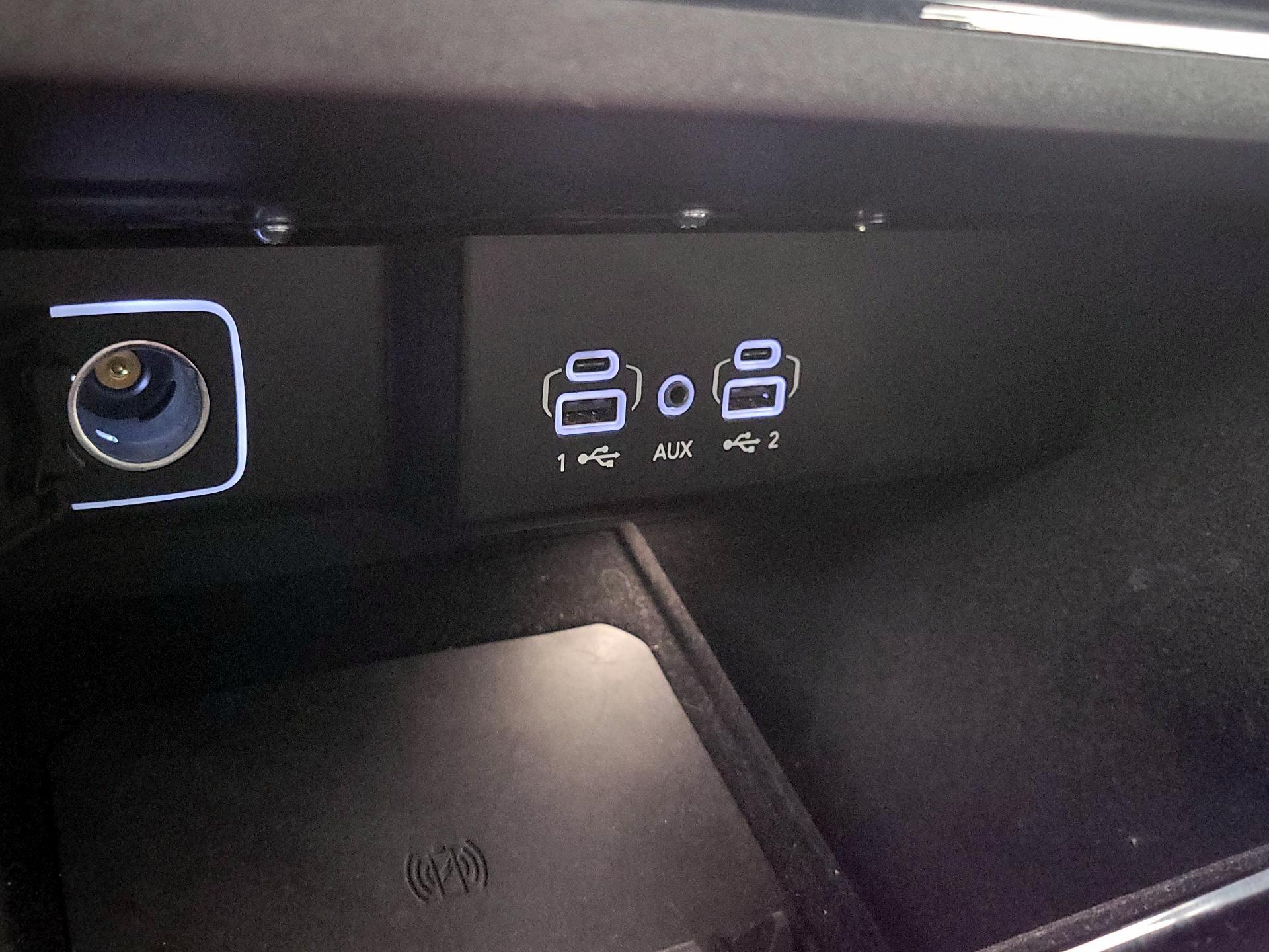 Thumbnail: 2025 Jeep Wagoneer - 19