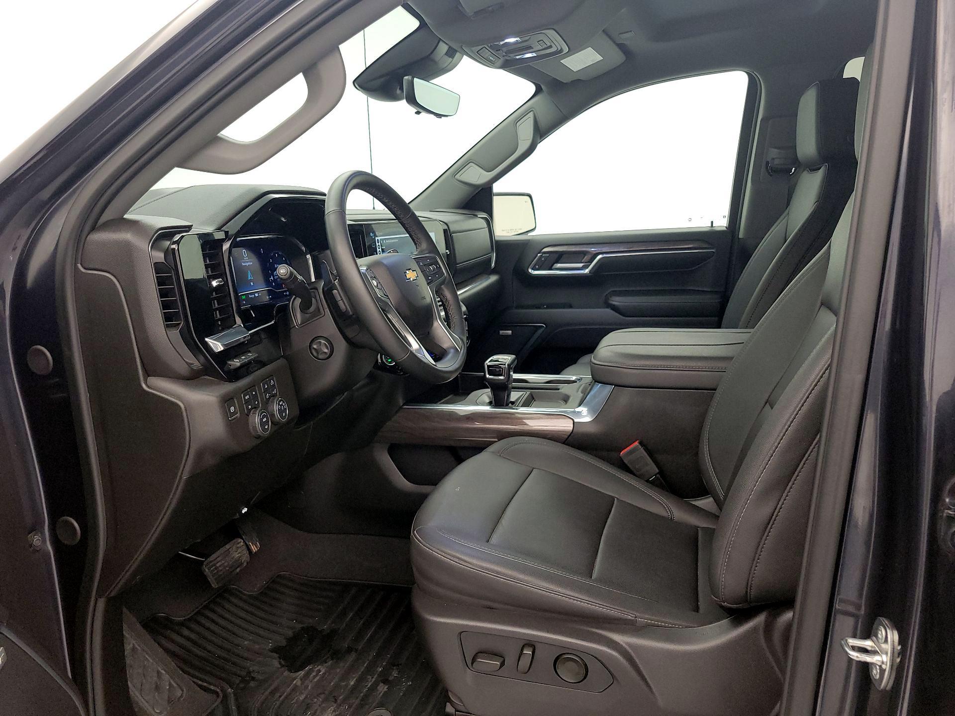 Thumbnail: 2024 Chevrolet Silverado 1500 - 11