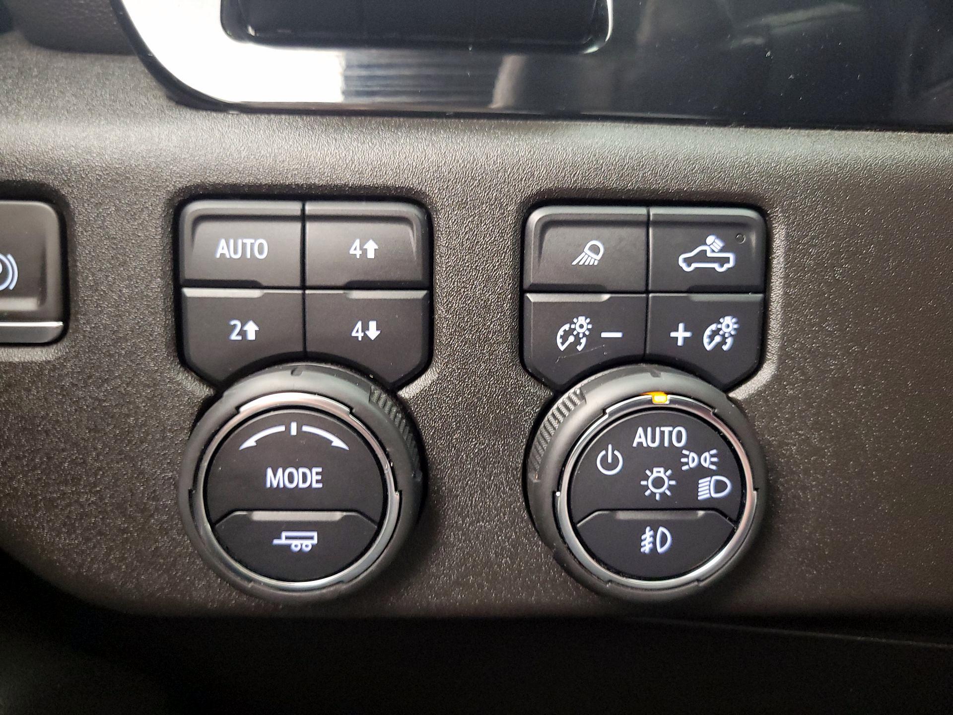 Thumbnail: 2024 Chevrolet Silverado 1500 - 13