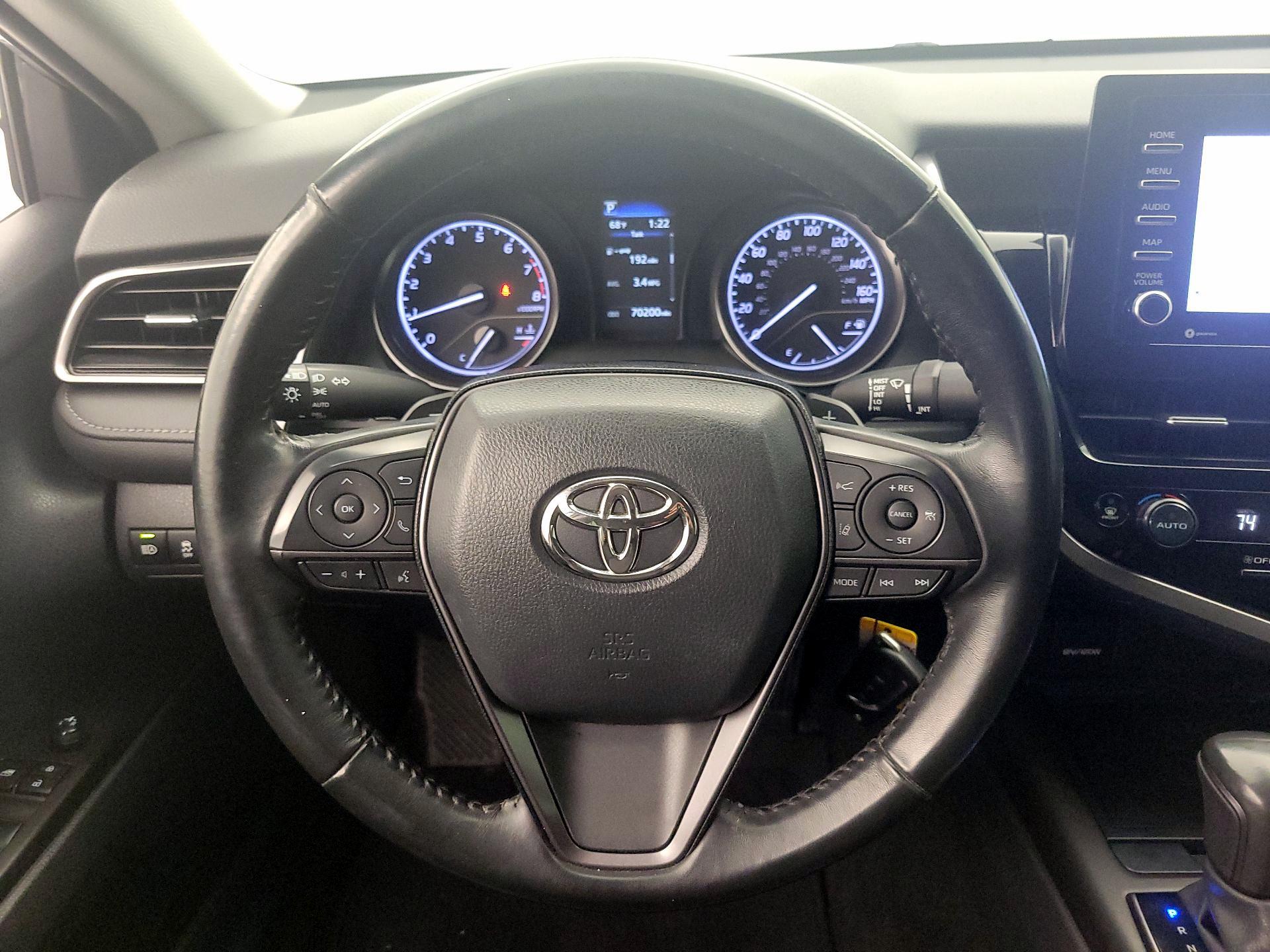 Thumbnail: 2023 Toyota Camry - 10