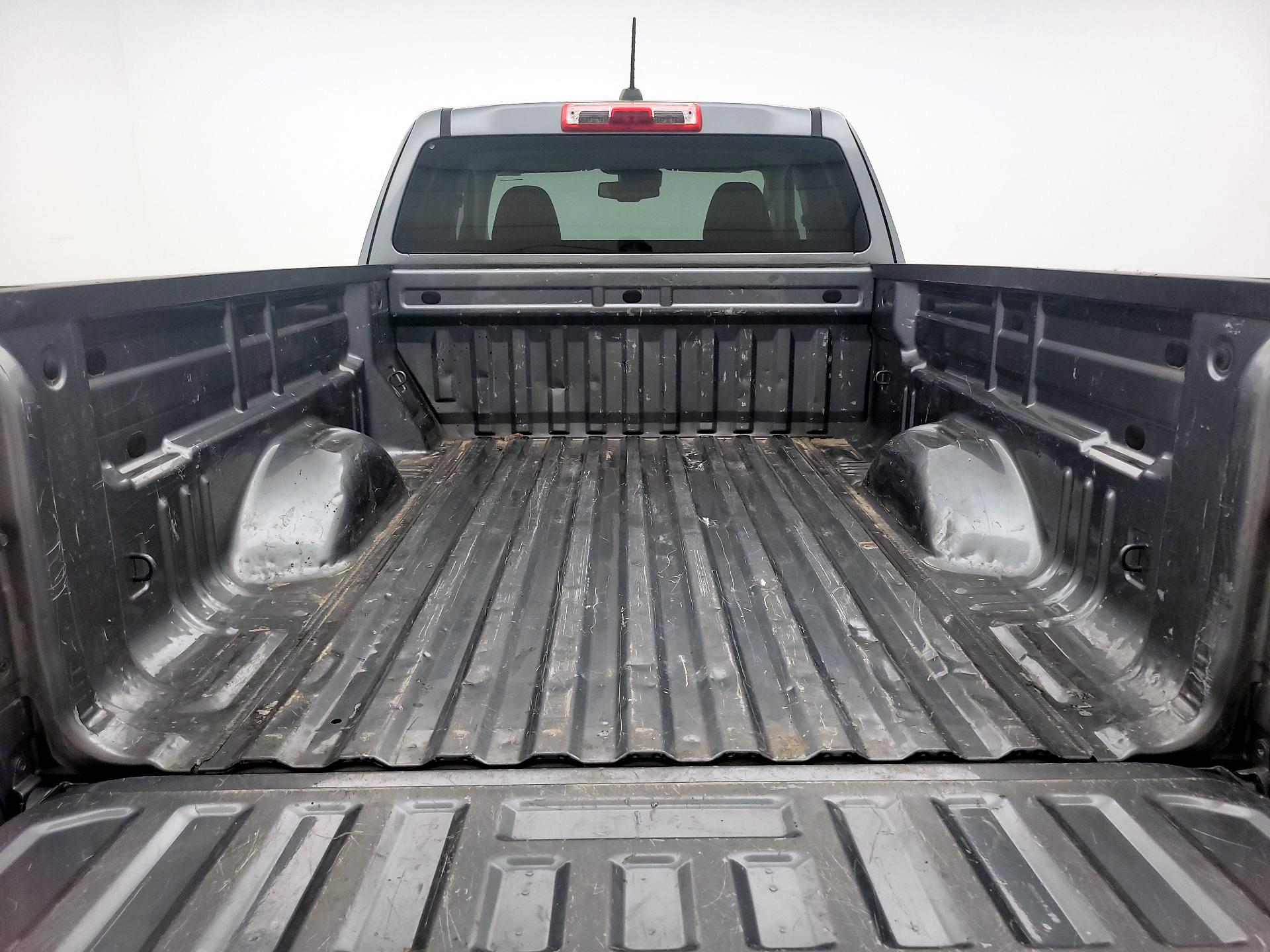 Thumbnail: 2021 Chevrolet Colorado - 20