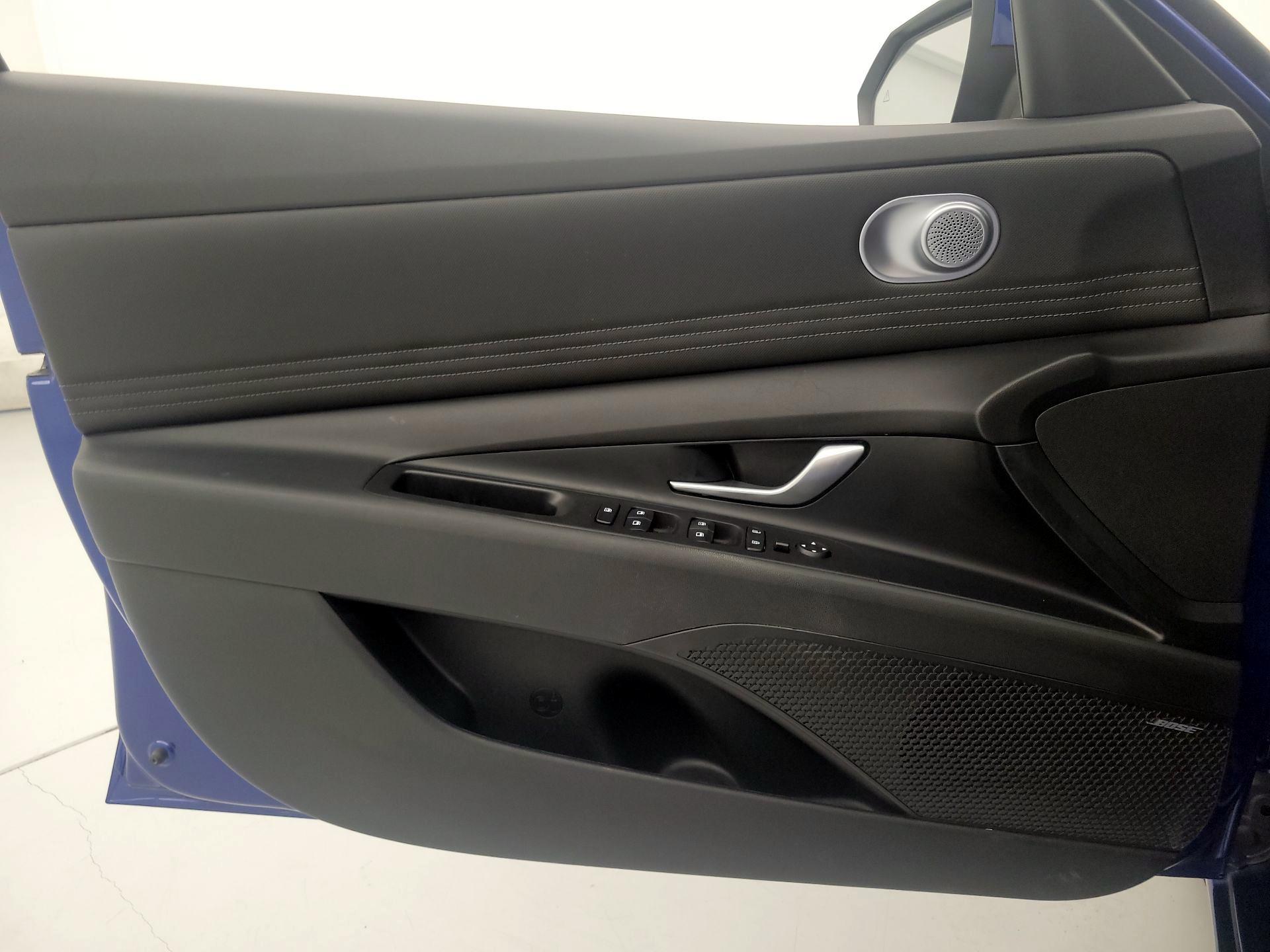 Thumbnail: 2023 Hyundai Elantra - 12