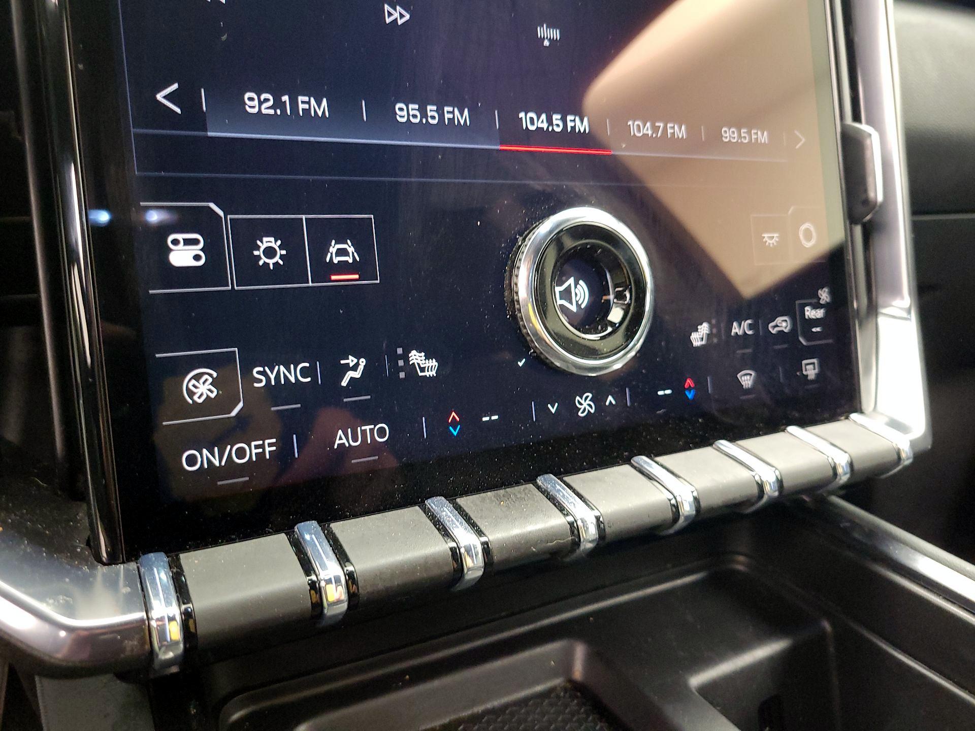 Thumbnail: 2025 GMC Acadia - 16