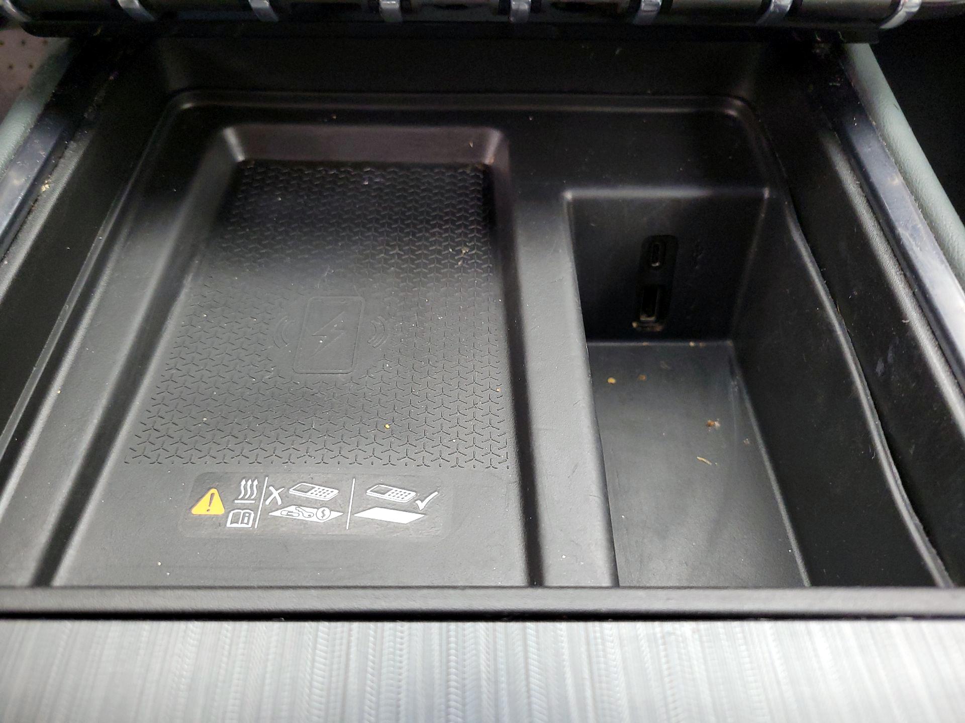 Thumbnail: 2025 GMC Acadia - 18